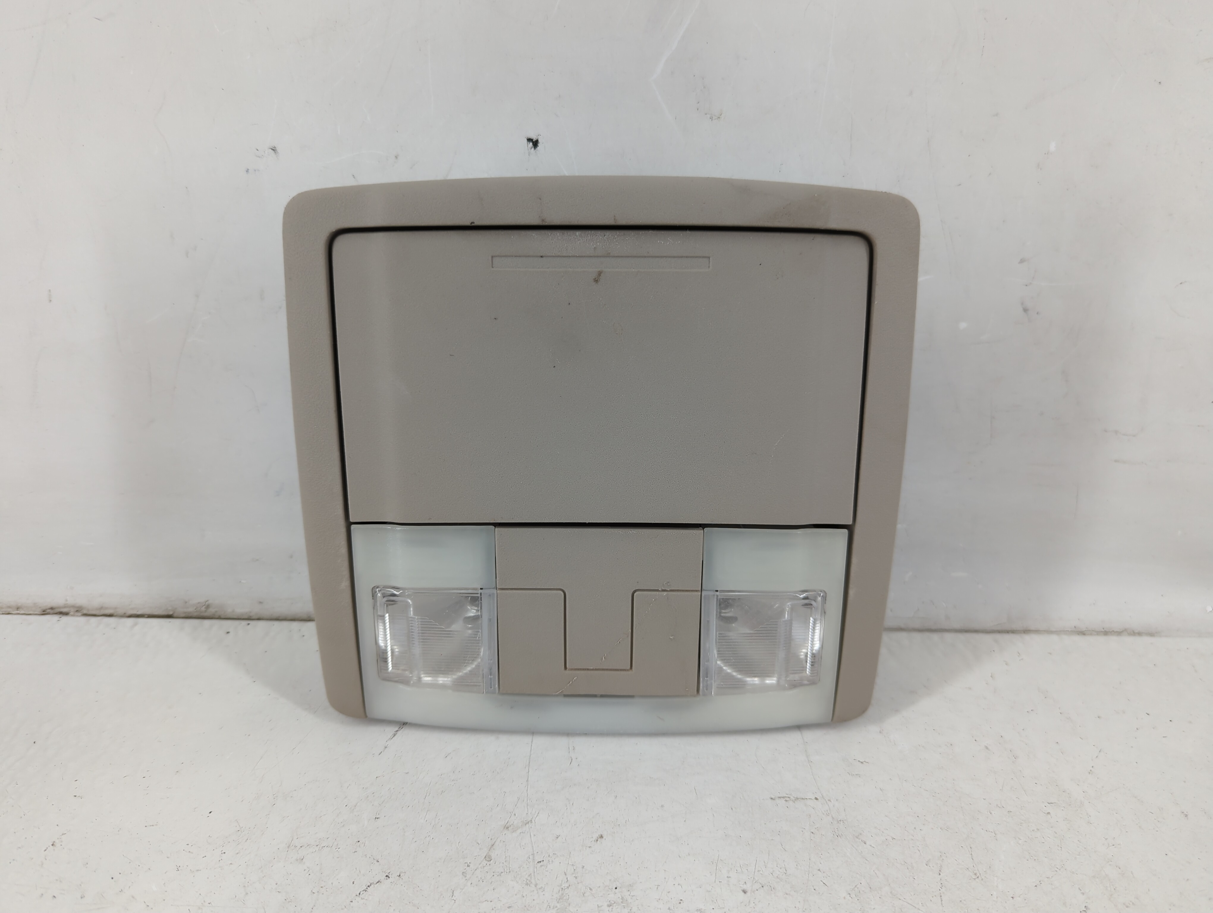 2011 Ford Flex Overhead Roof Console 1112191 - Oemusedautoparts1.com