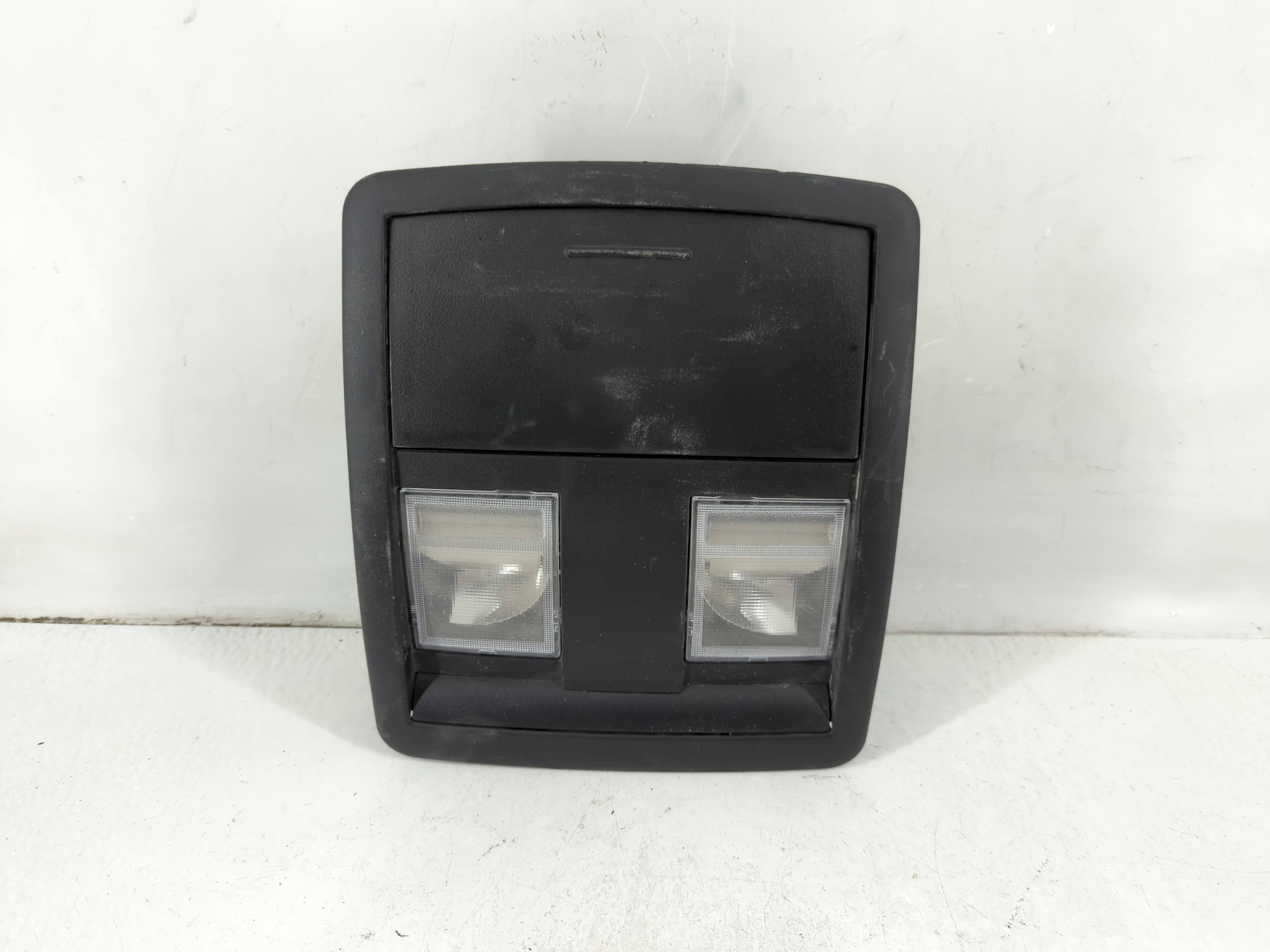 2021 Dodge Challenger Overhead Roof Console 1112195 - Oemusedautoparts1.com