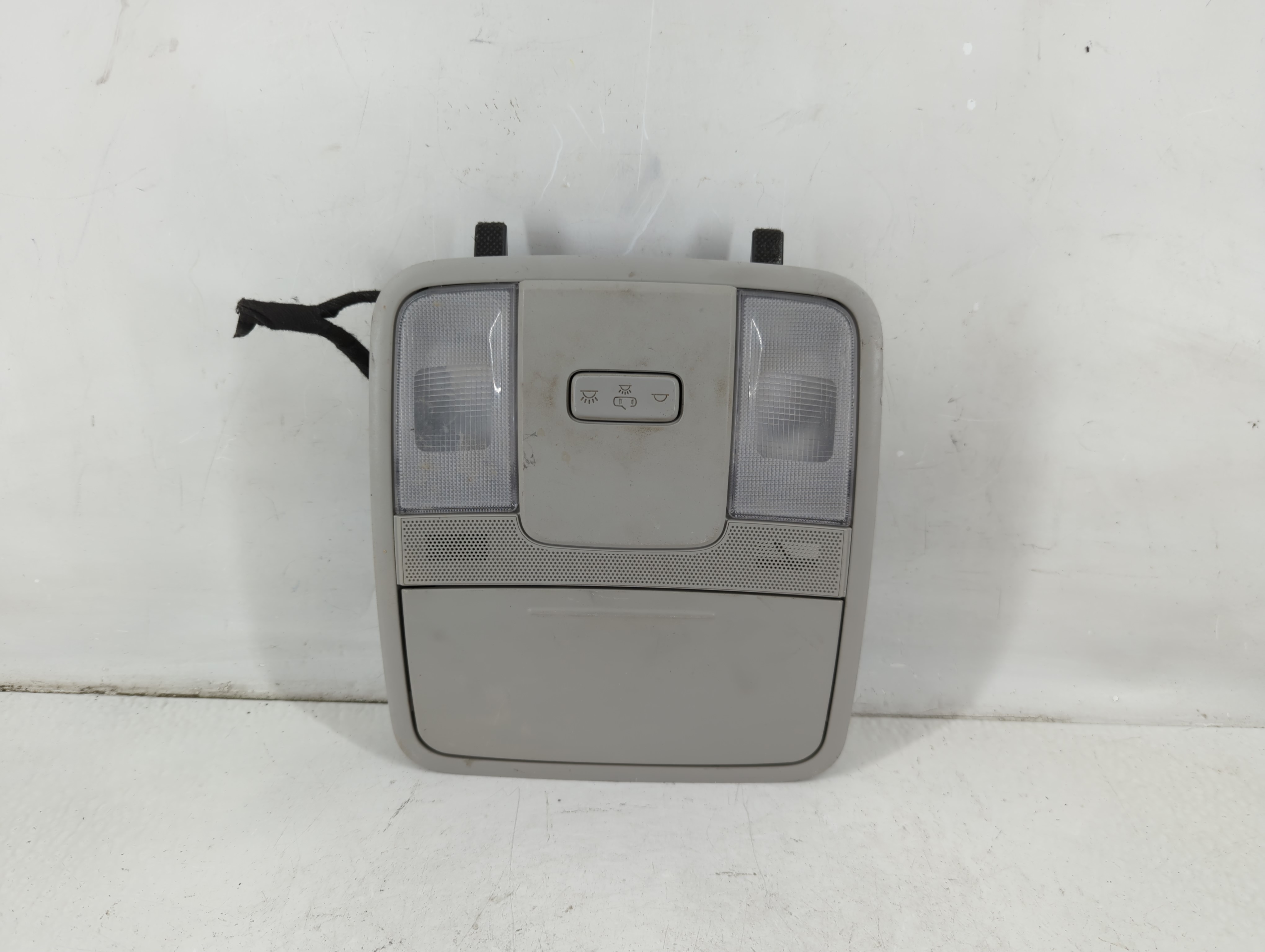 2020 Kia Forte Overhead Roof Console 1112198 - Oemusedautoparts1.com