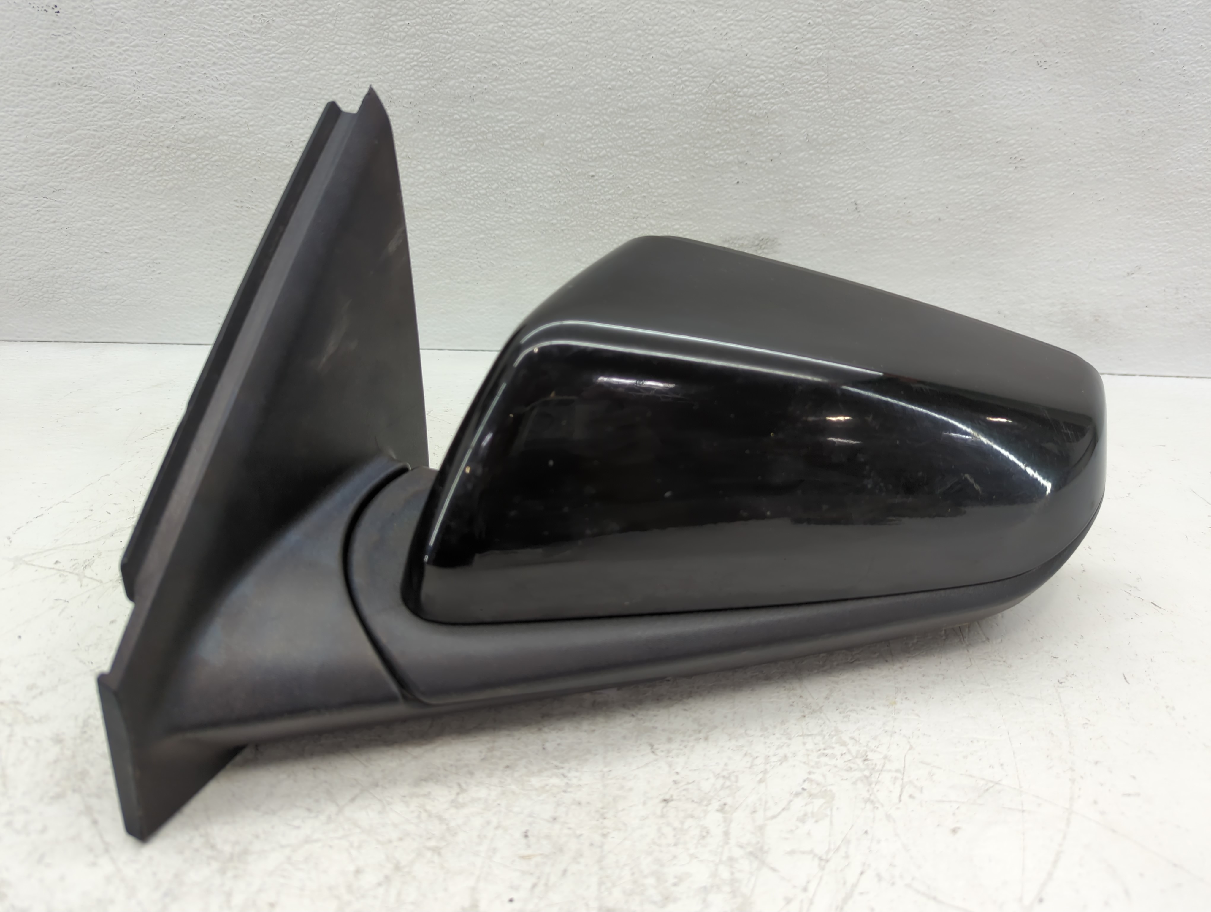2018-2022 Chevrolet Equinox Driver Left Side View Power Door Mirror 1112226 - Oemusedautoparts1.com