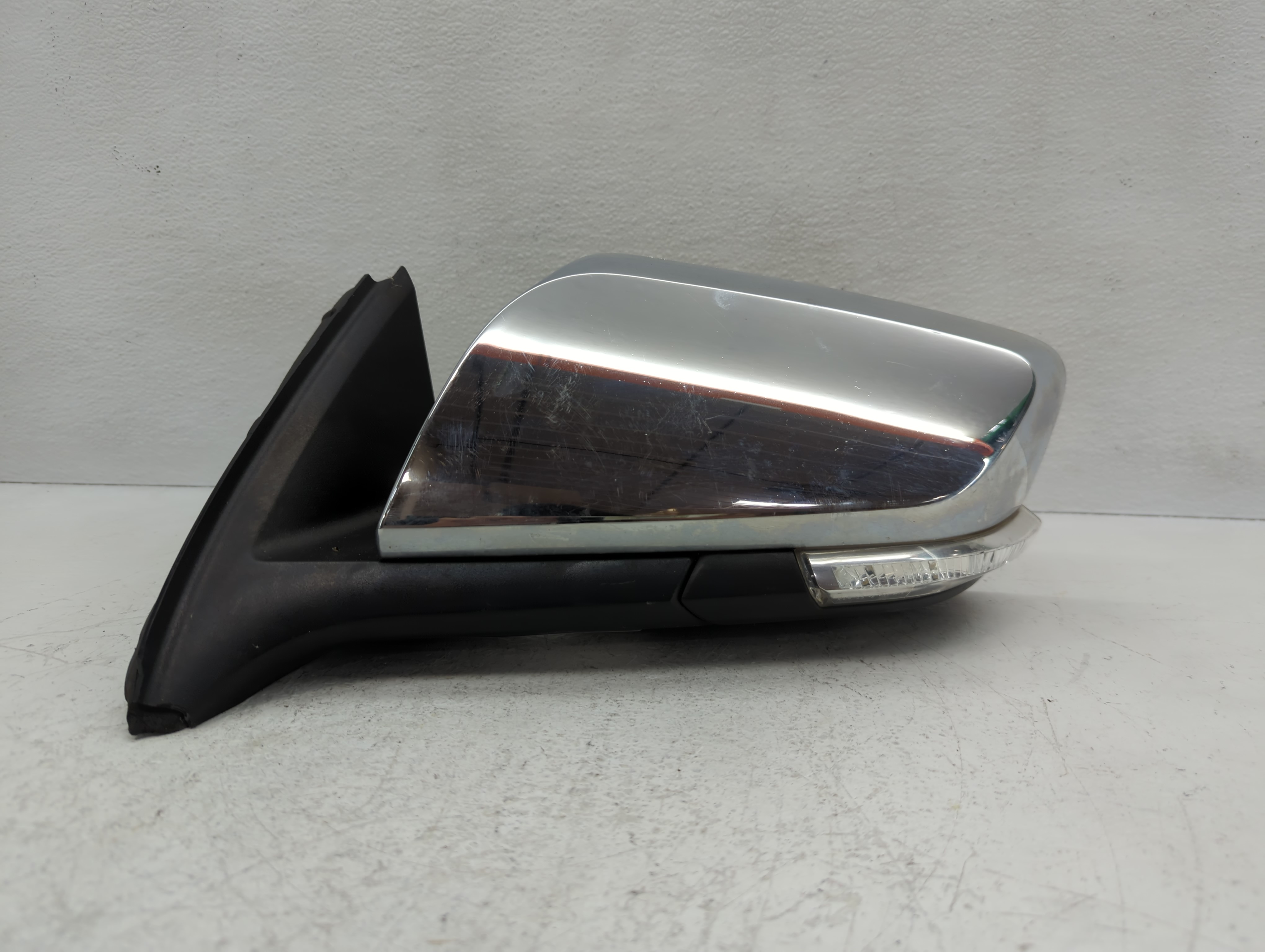 Picture of 2016-2017 Chevrolet Impala Driver Left Side View Power Door Mirror 1112227