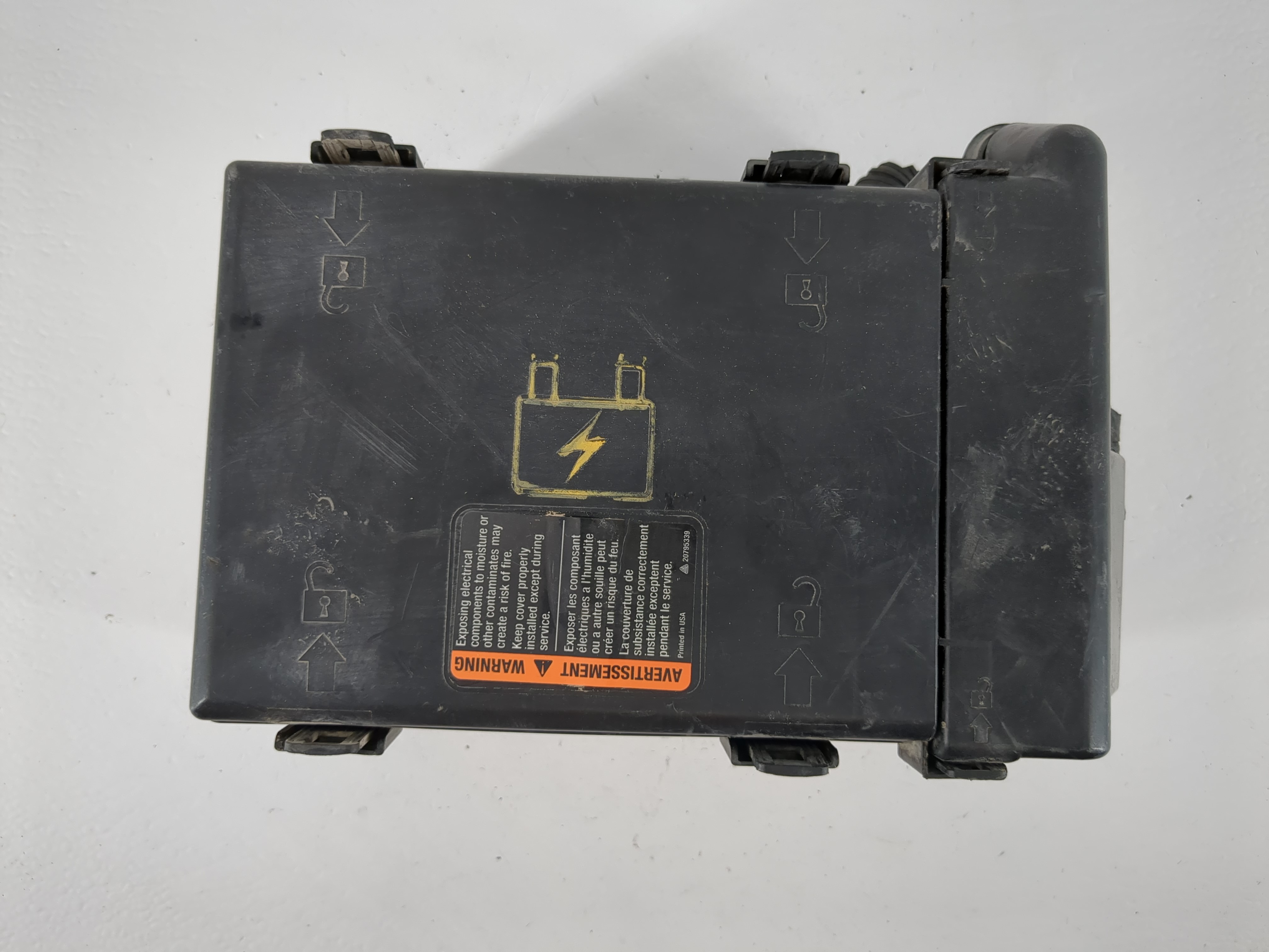 2018-2020 Chevrolet Express 2500 Fusebox Fuse Box Relay Module 8443053 1112293 - Oemusedautoparts1.com