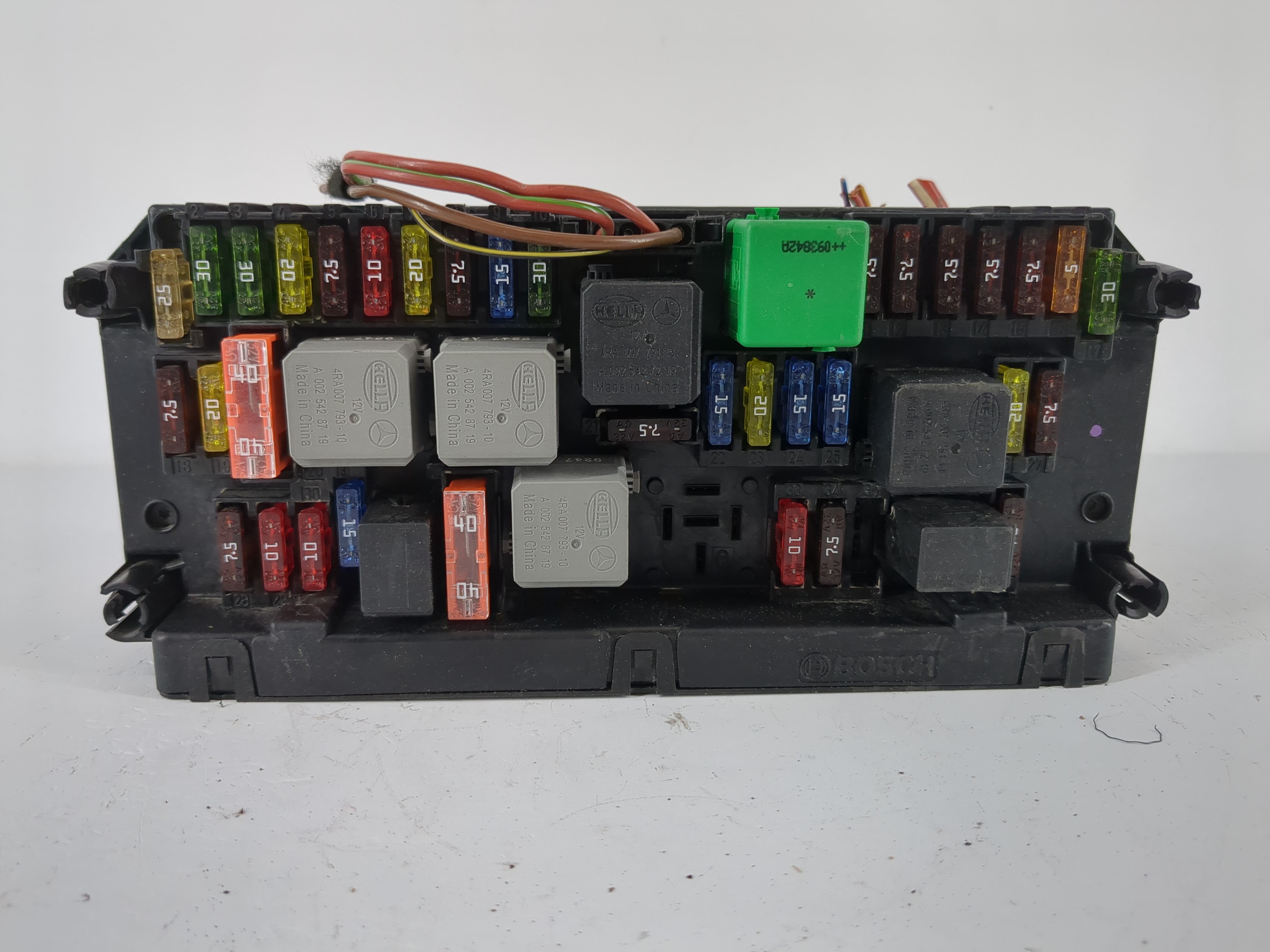 Picture of 2010-2012 Mercedes-benz E350 Fusebox Fuse Box Relay Module Tipm 1112296