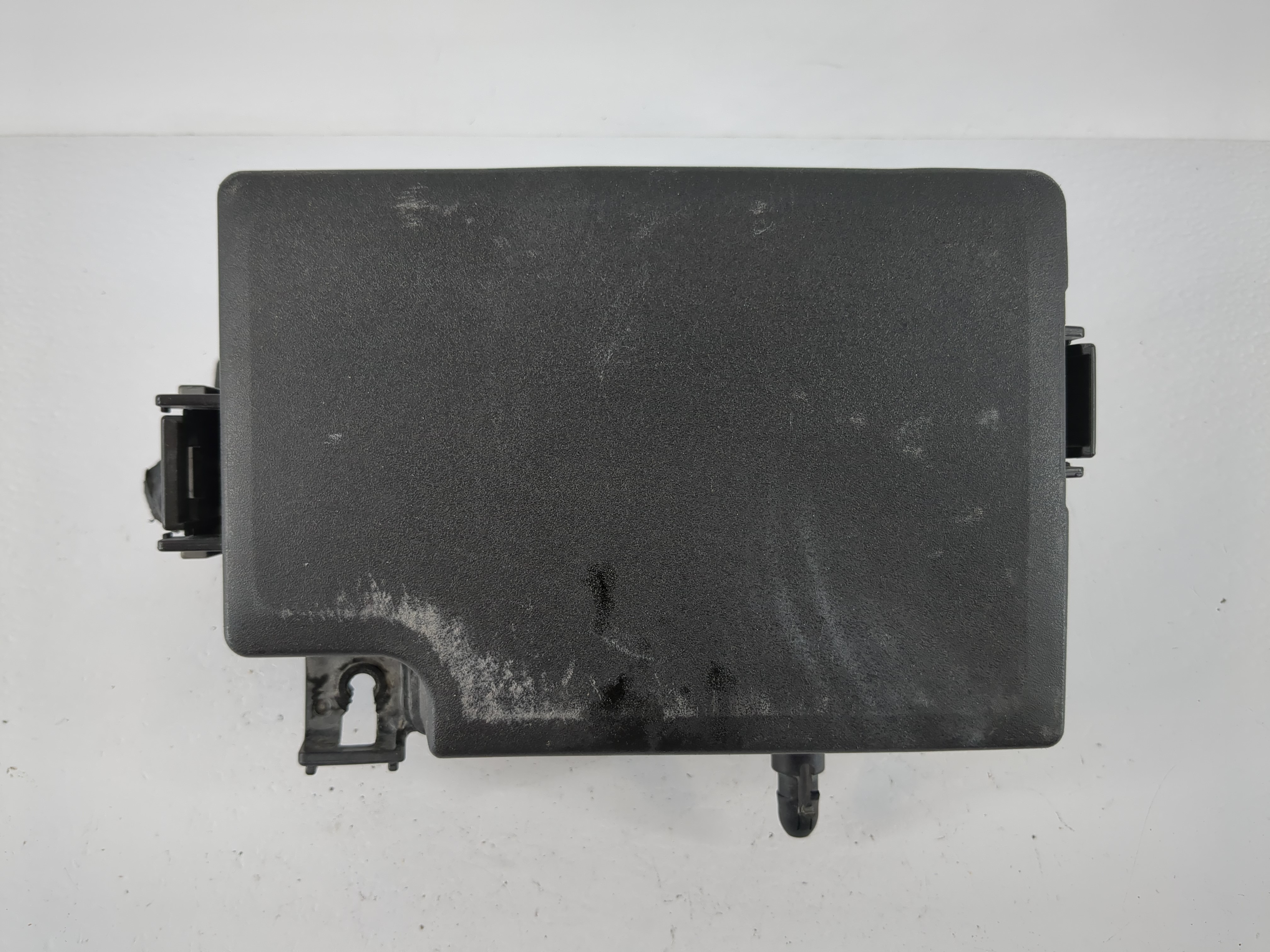 Picture of 2022-2022 Hyundai Kona Fusebox Fuse Box Relay Module 91701-j9430 1112301