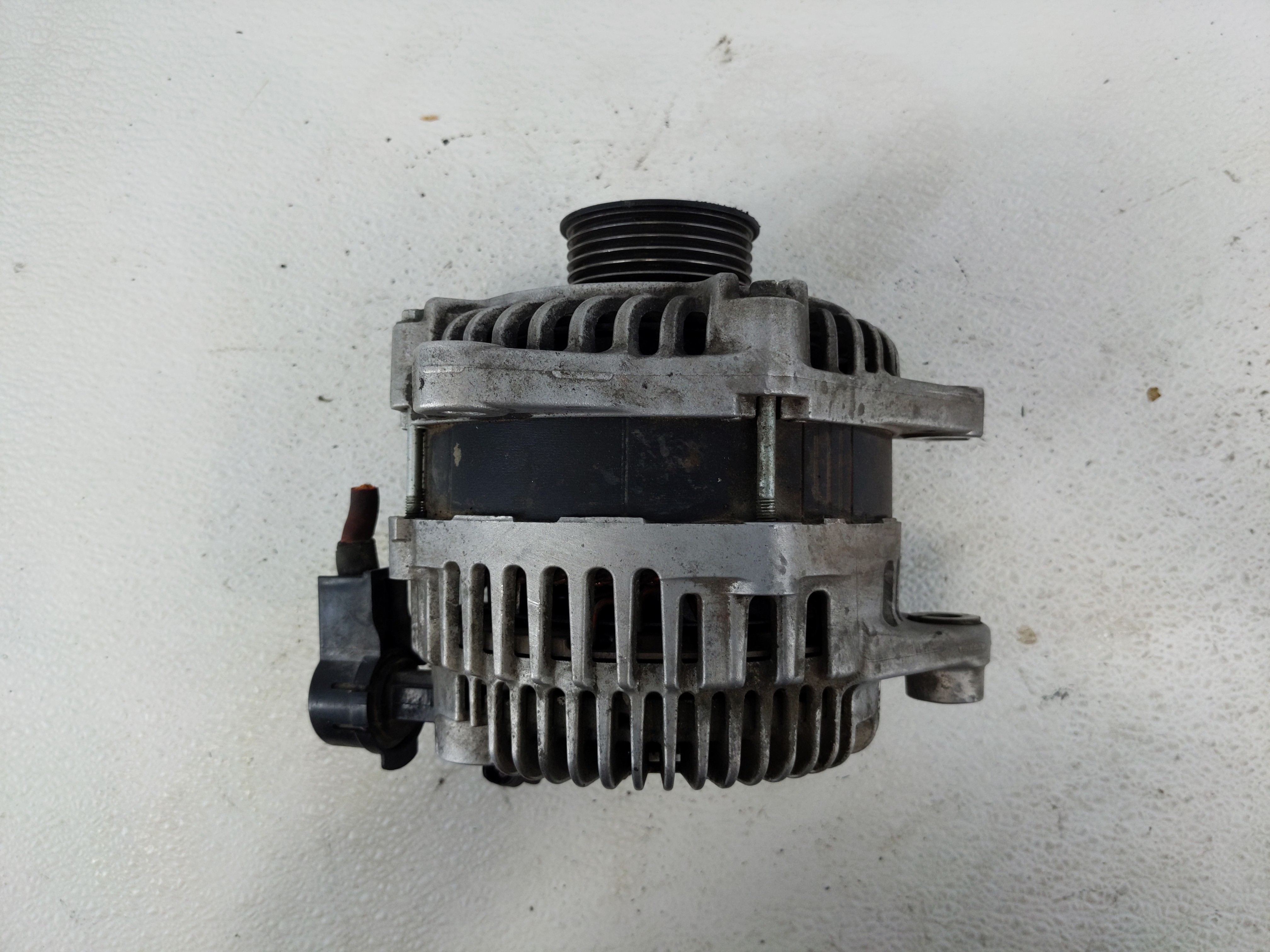 2011 Ford Explorer Alternator Generator Charging Assembly Engine Oem 1112311 - Oemusedautoparts1.com