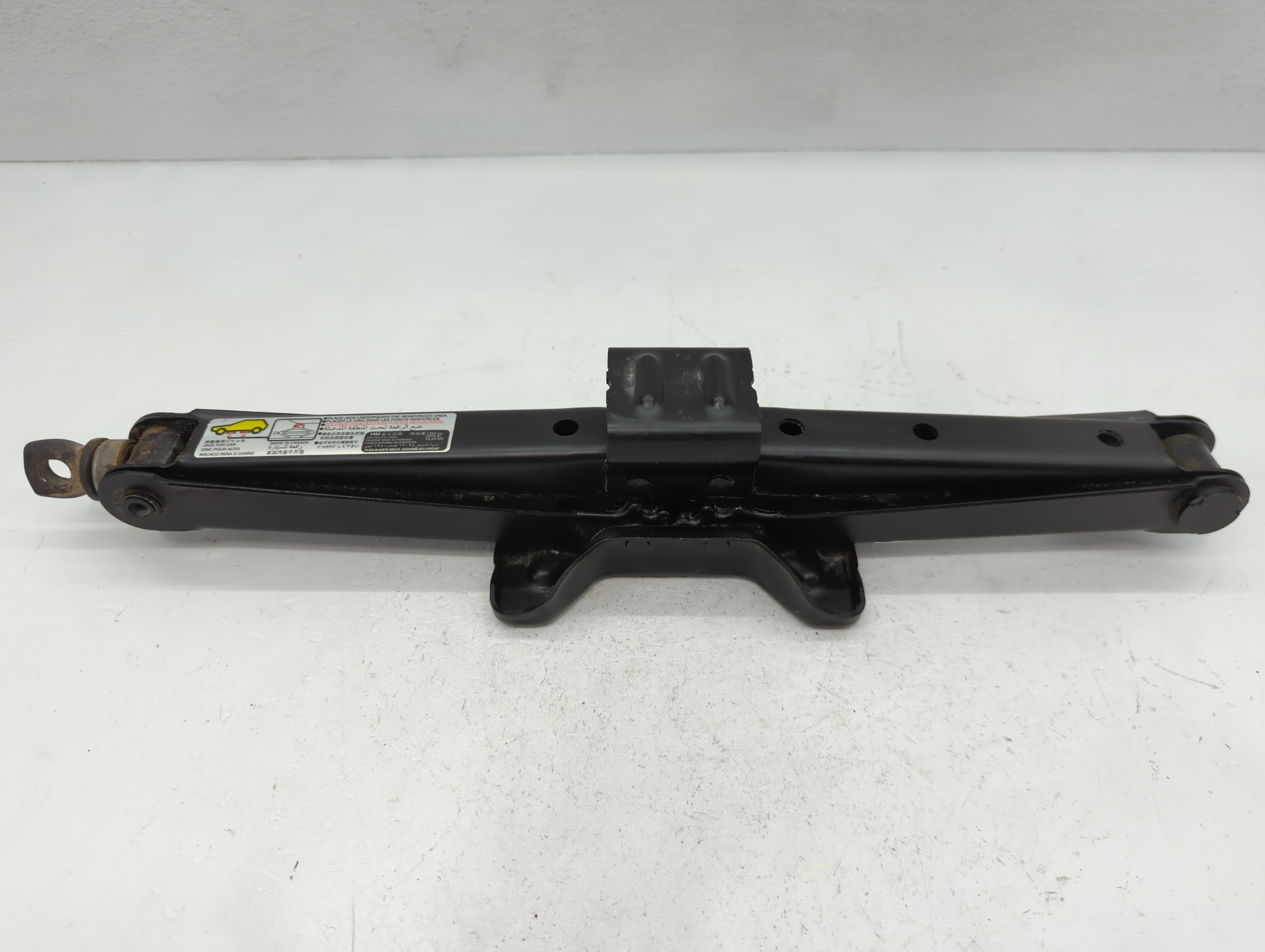2017 Honda Cr-v Spare Scissor Car Jack 1112404 - Oemusedautoparts1.com