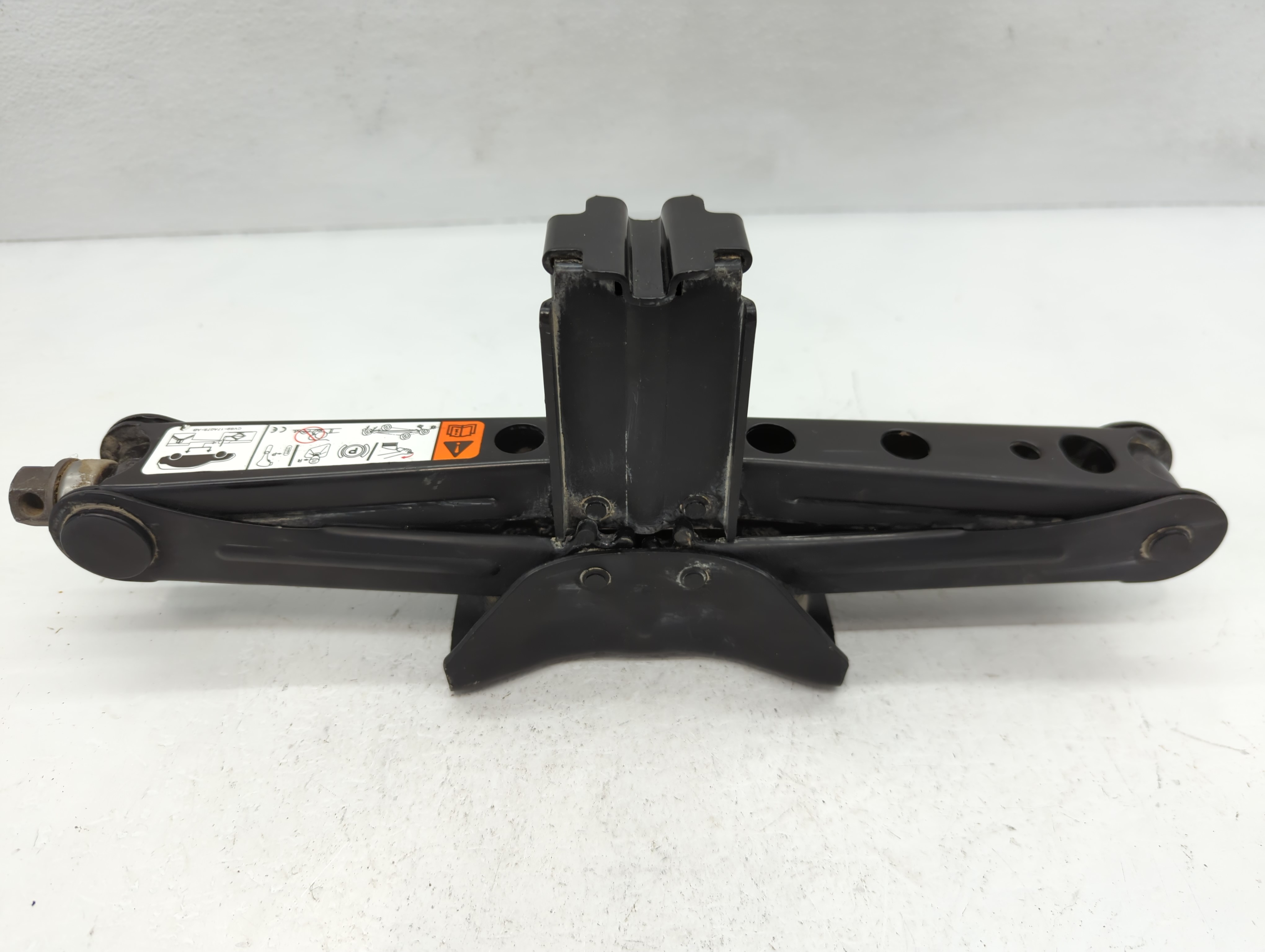 Picture of 2017 Ford Escape Spare Scissor Car Jack 1112408