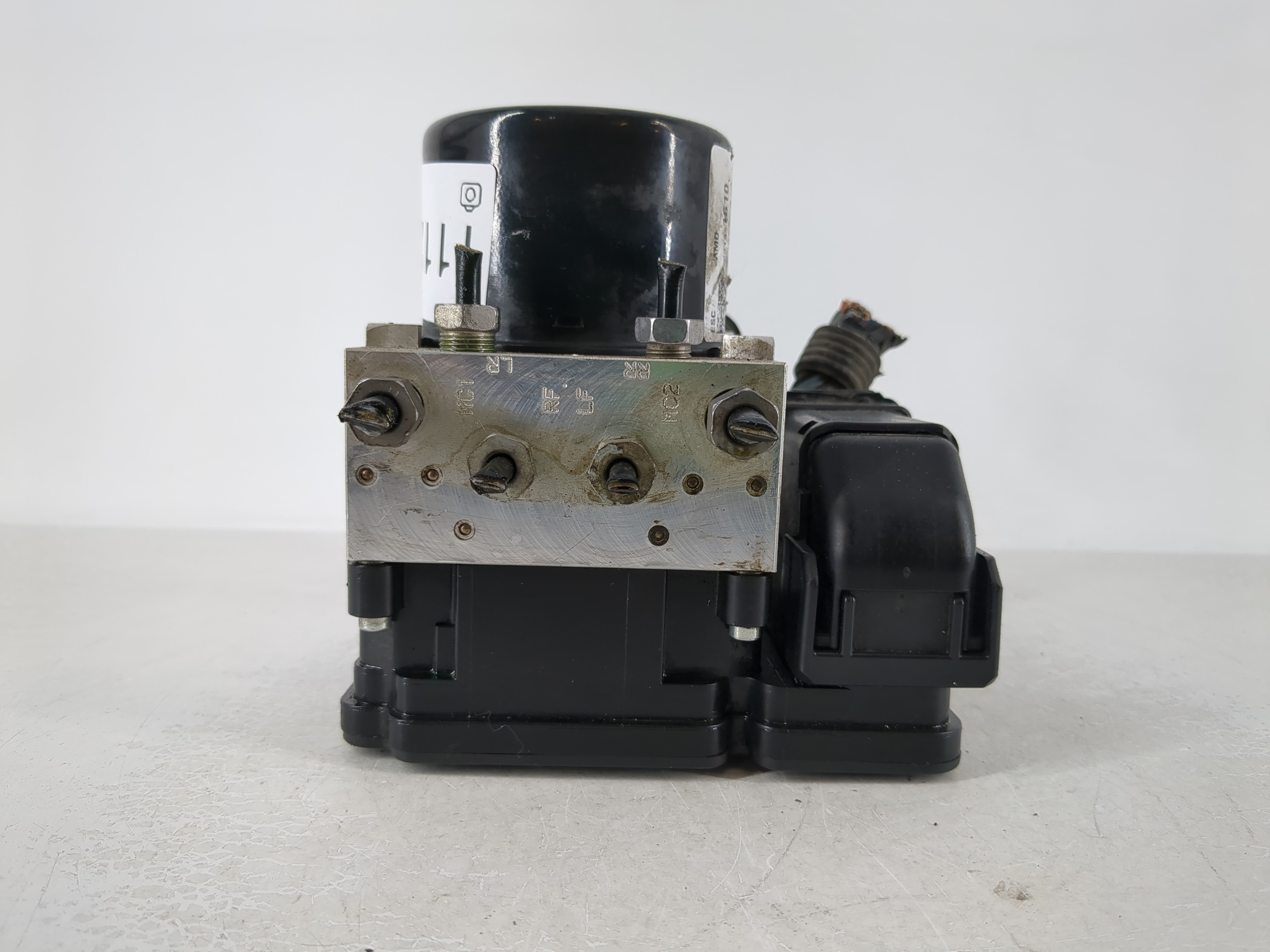 Picture of 2012-2017 Chevrolet Equinox Abs Pump Control Module 1112470