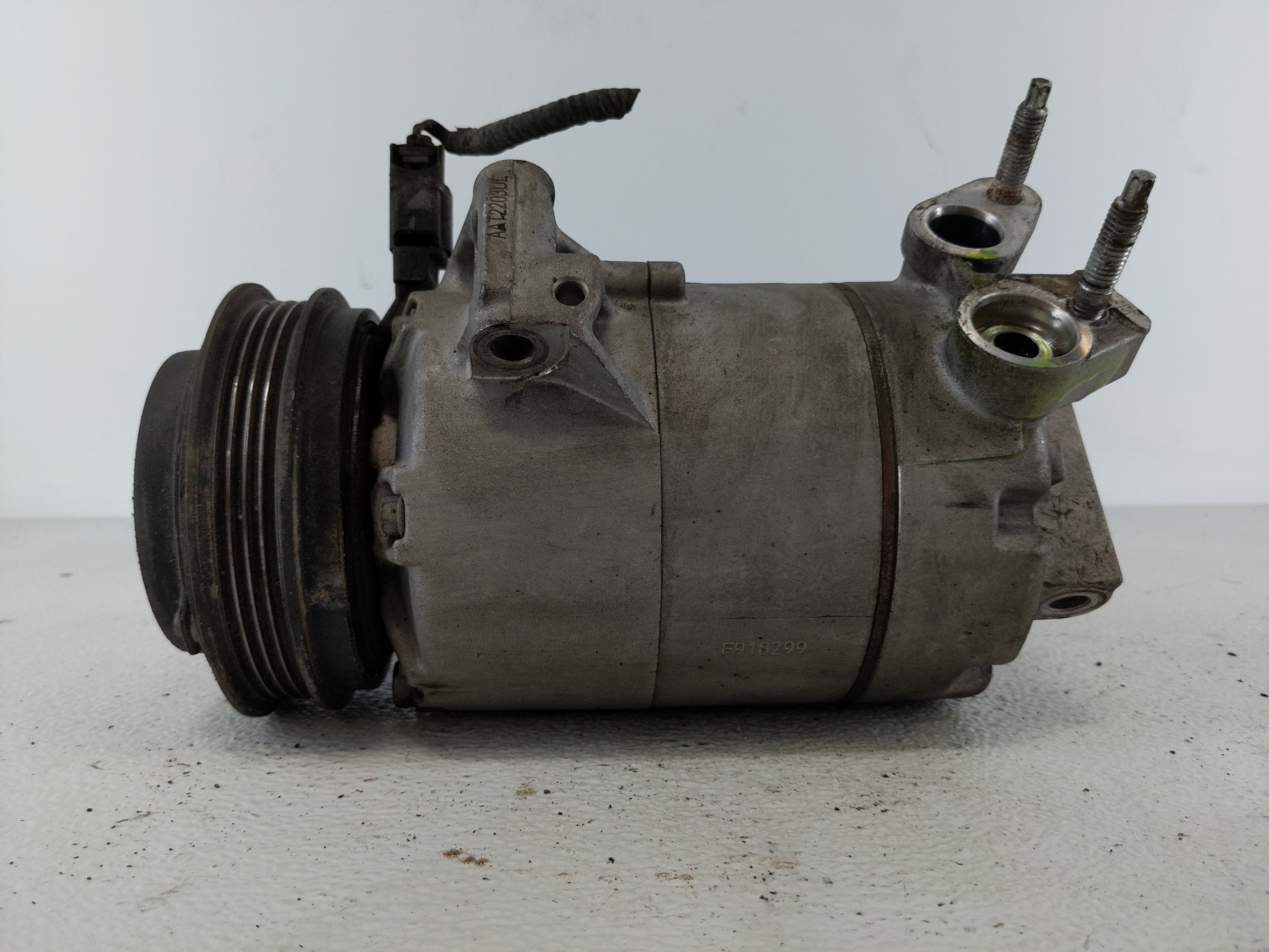 2014-2016 Ford Transit Connect Air Conditioning A/c Ac Compressor Oem 1112489 - Oemusedautoparts1.com