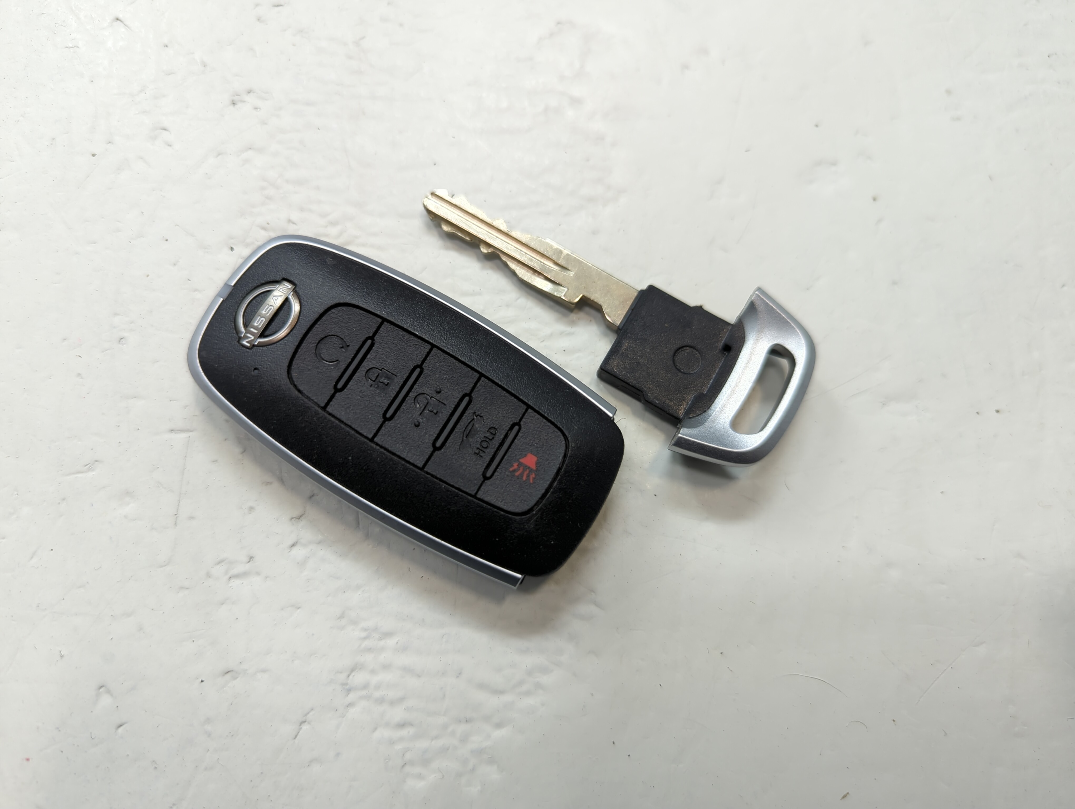Nissan Sentra Keyless Entry Remote Fob KR5TXPZ3 S180146126 5 buttons 1112496 - Oemusedautoparts1.com