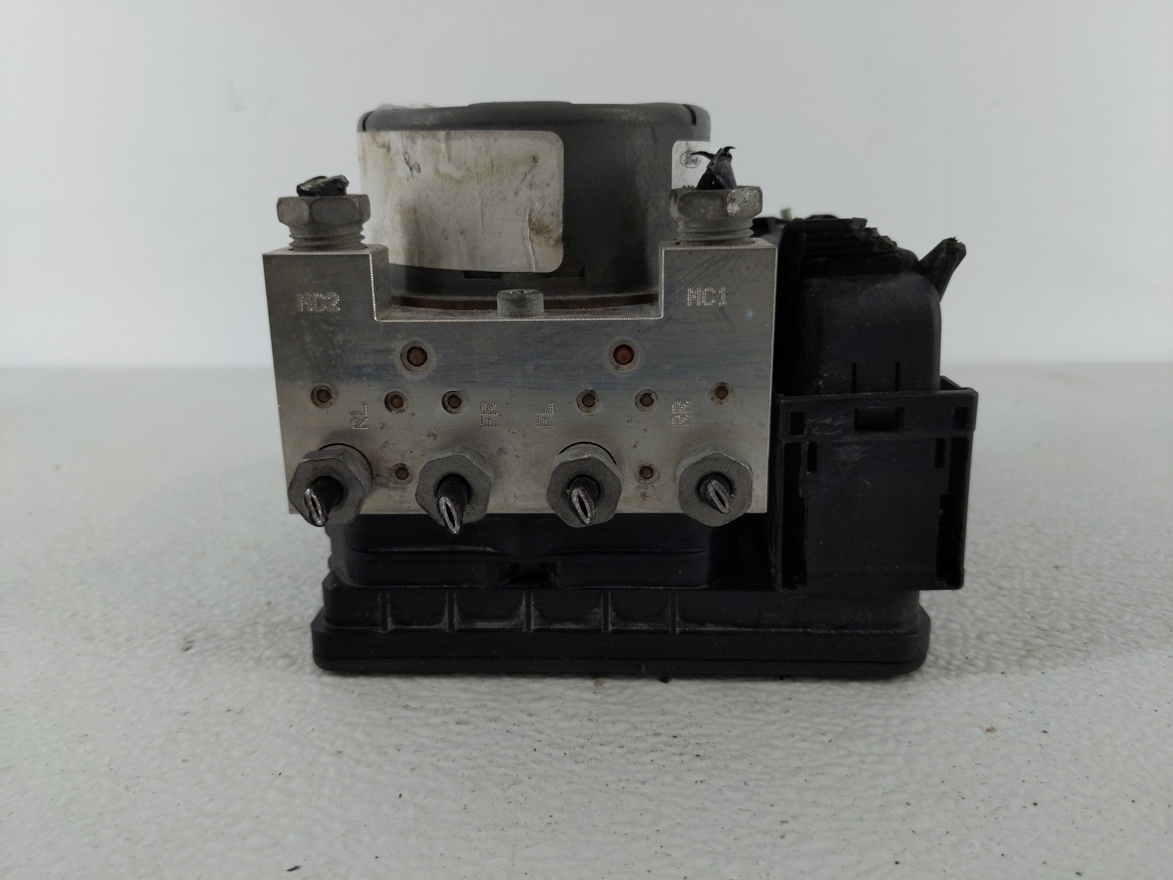 2019-2022 Ford Mustang Abs Pump Control Module 1112537 - Oemusedautoparts1.com