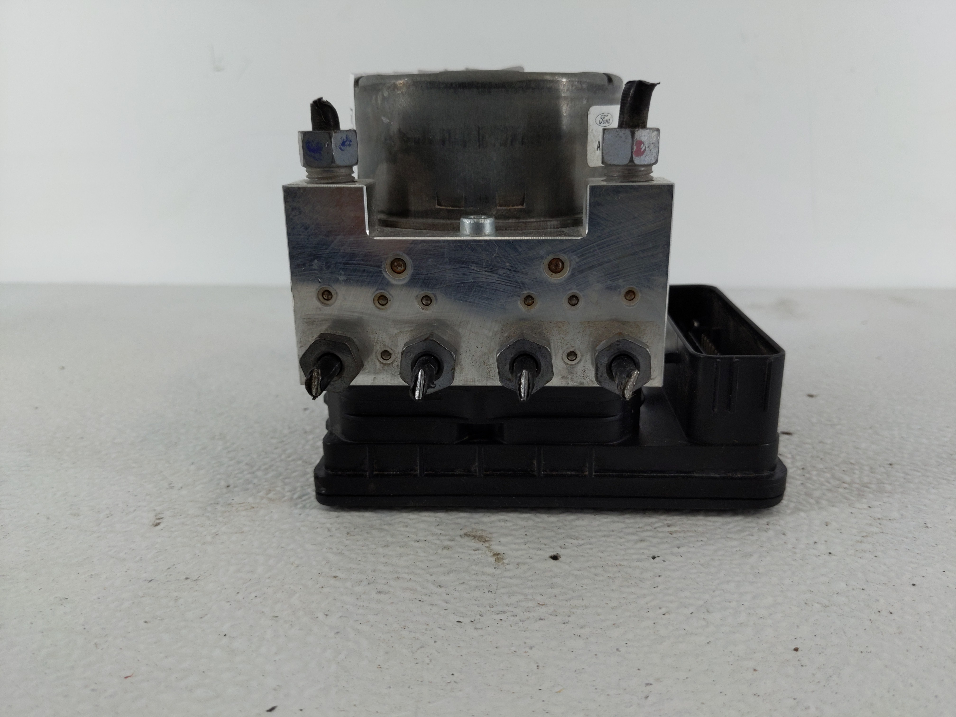 2015-2016 Ford Fusion Abs Pump Control Module 1112538 - Oemusedautoparts1.com