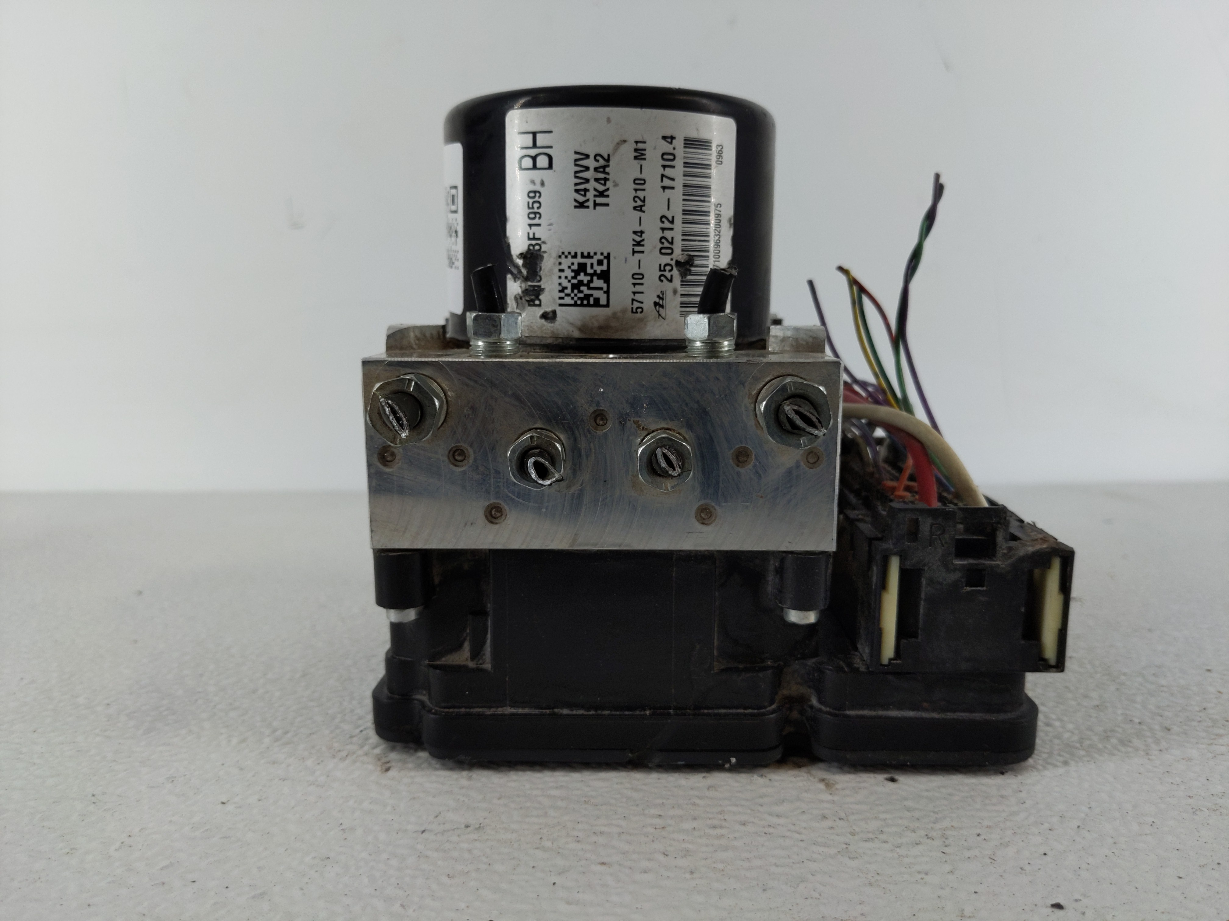 2012-2014 Acura Tl Abs Pump Control Module 1112539 - Oemusedautoparts1.com