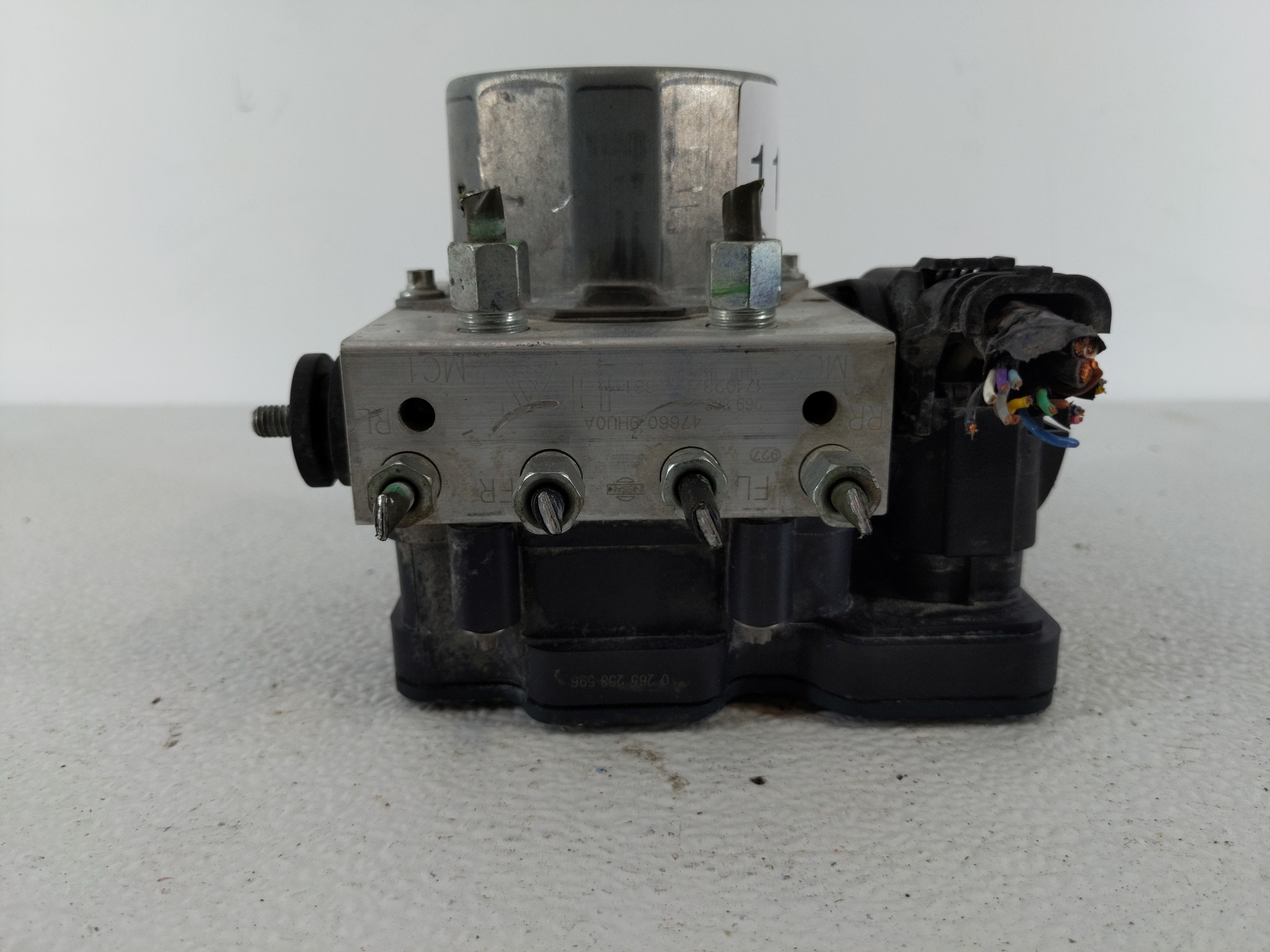 2017-2018 Nissan Altima Abs Pump Control Module 1112541 - Oemusedautoparts1.com