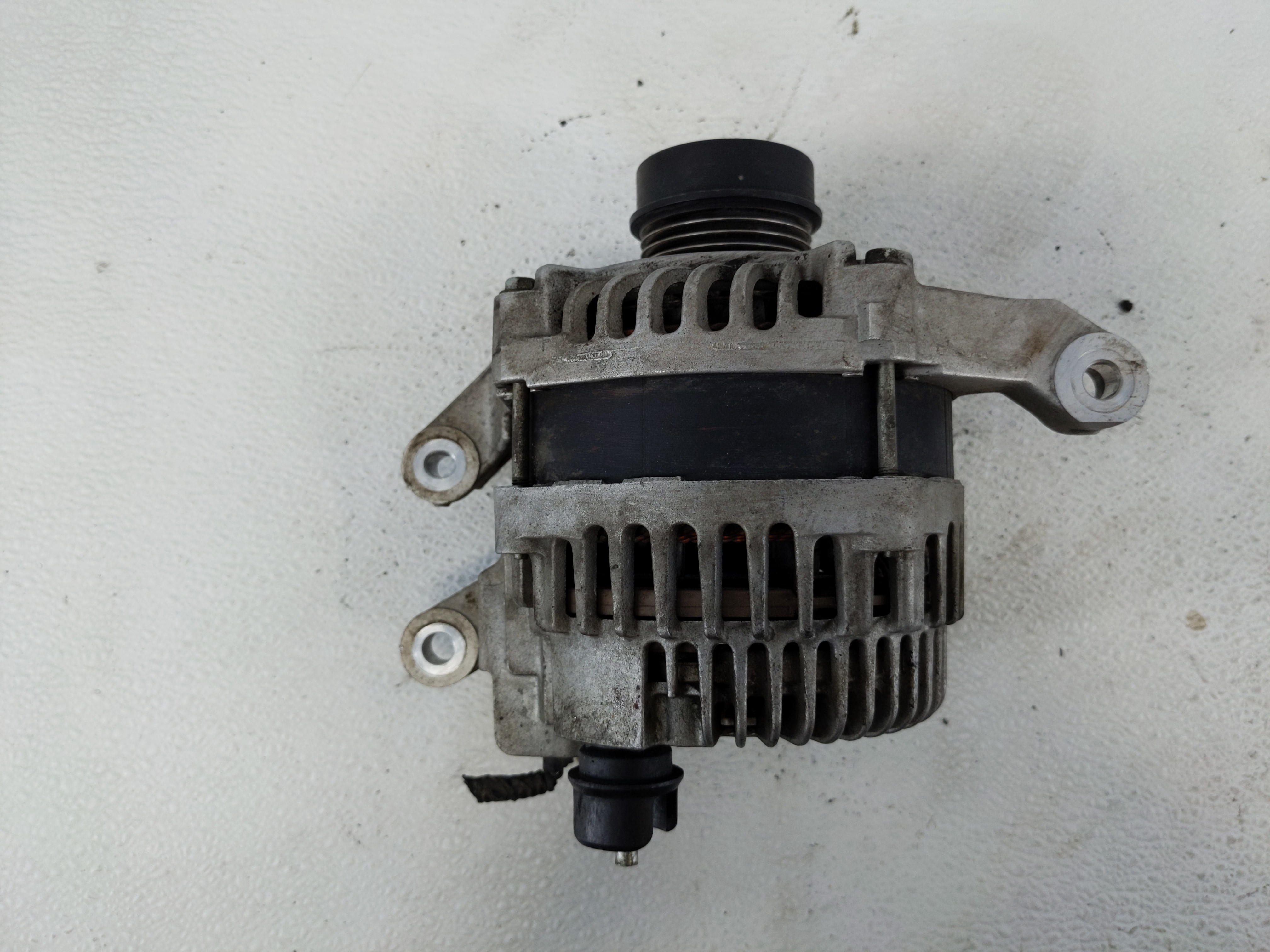 2014 Ford Transit Connect Alternator Generator Charging Assembly Engine Oem 1112572 - Oemusedautoparts1.com