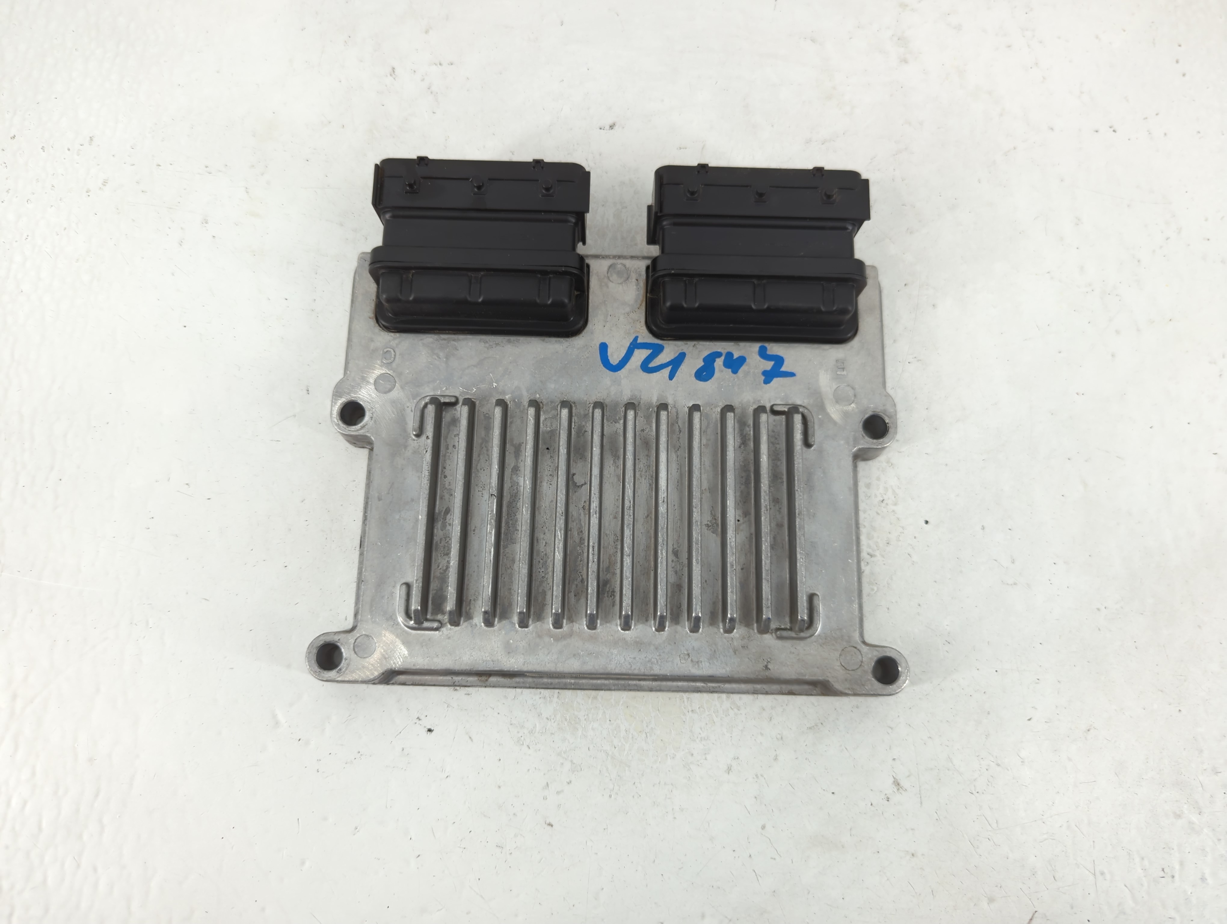 2012-2014 Hyundai Azera Engine Control Computer Ecu Pcm Ecm Pcu Oem 1112701 - Oemusedautoparts1.com
