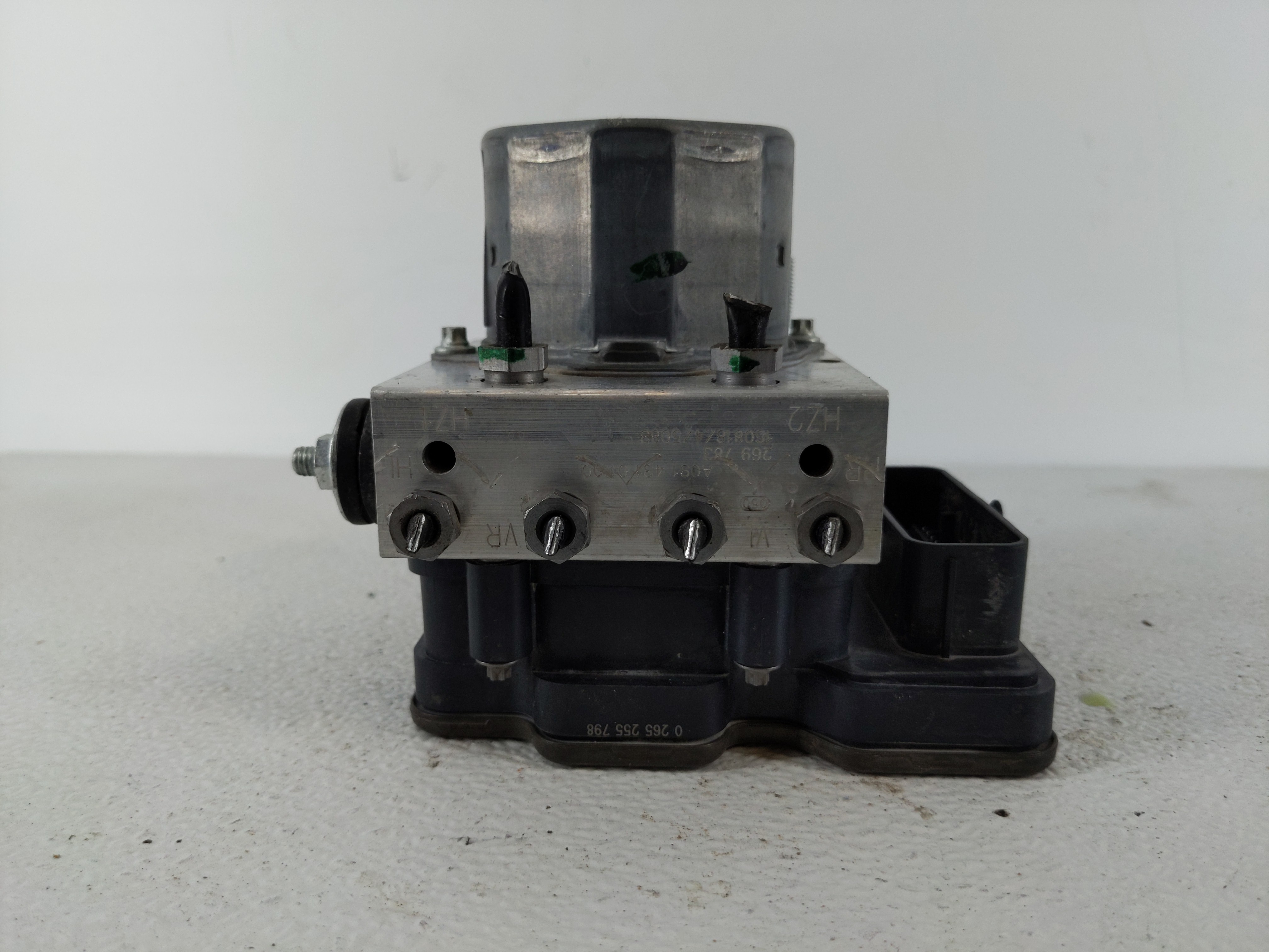 2017-2019 Infiniti Qx30 Abs Pump Control Module 1112723 - Oemusedautoparts1.com