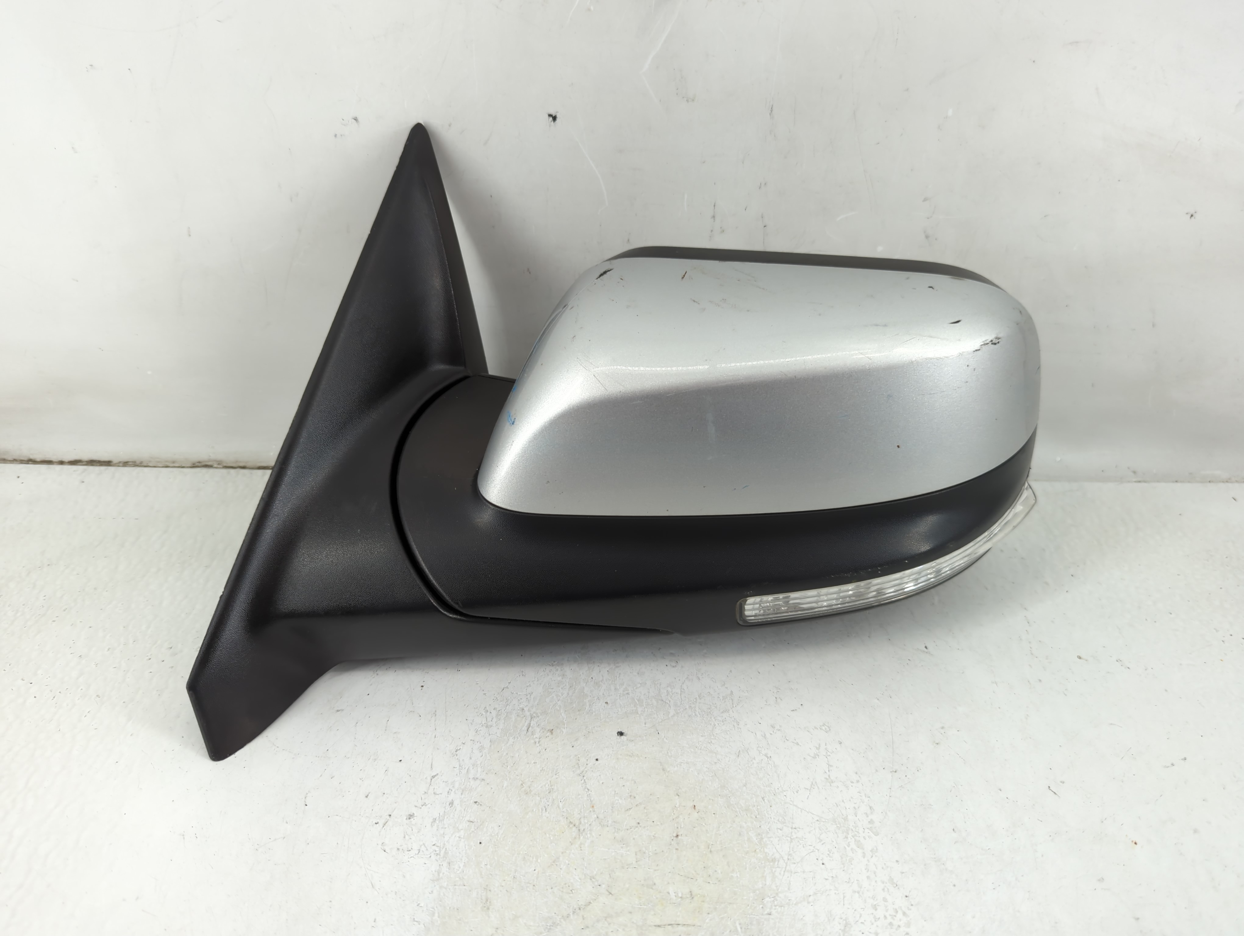 2016-2018 Ford Explorer Driver Left Side View Power Door Mirror Silver 1112841 - Oemusedautoparts1.com