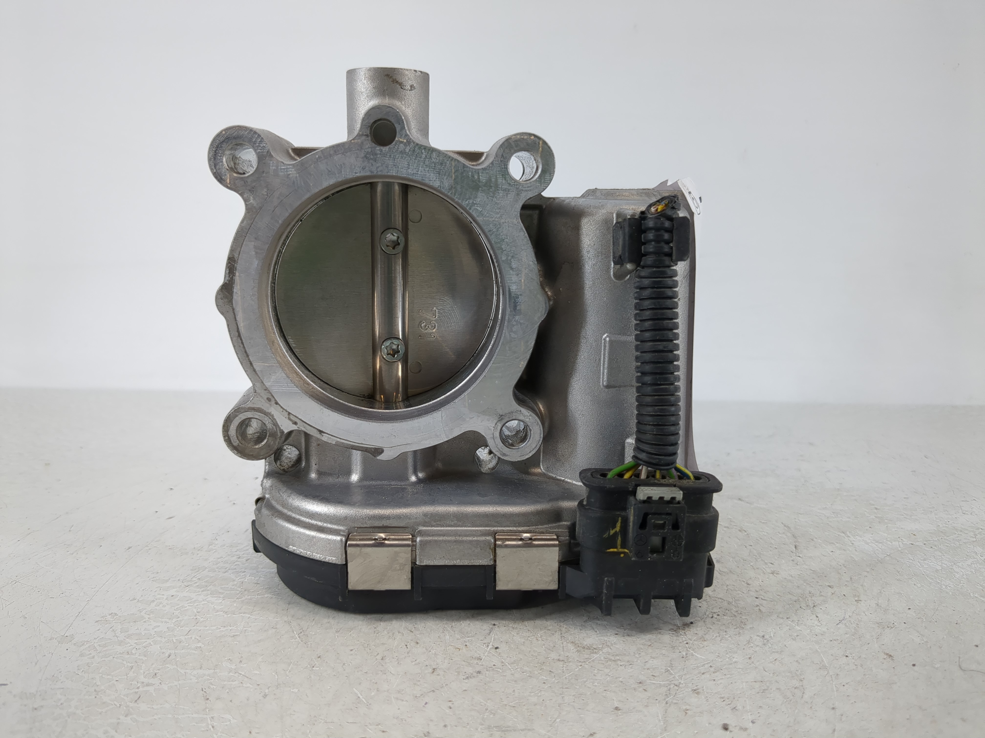 2015-2018 Mercedes-benz C300 Throttle Body 1112854 - Oemusedautoparts1.com