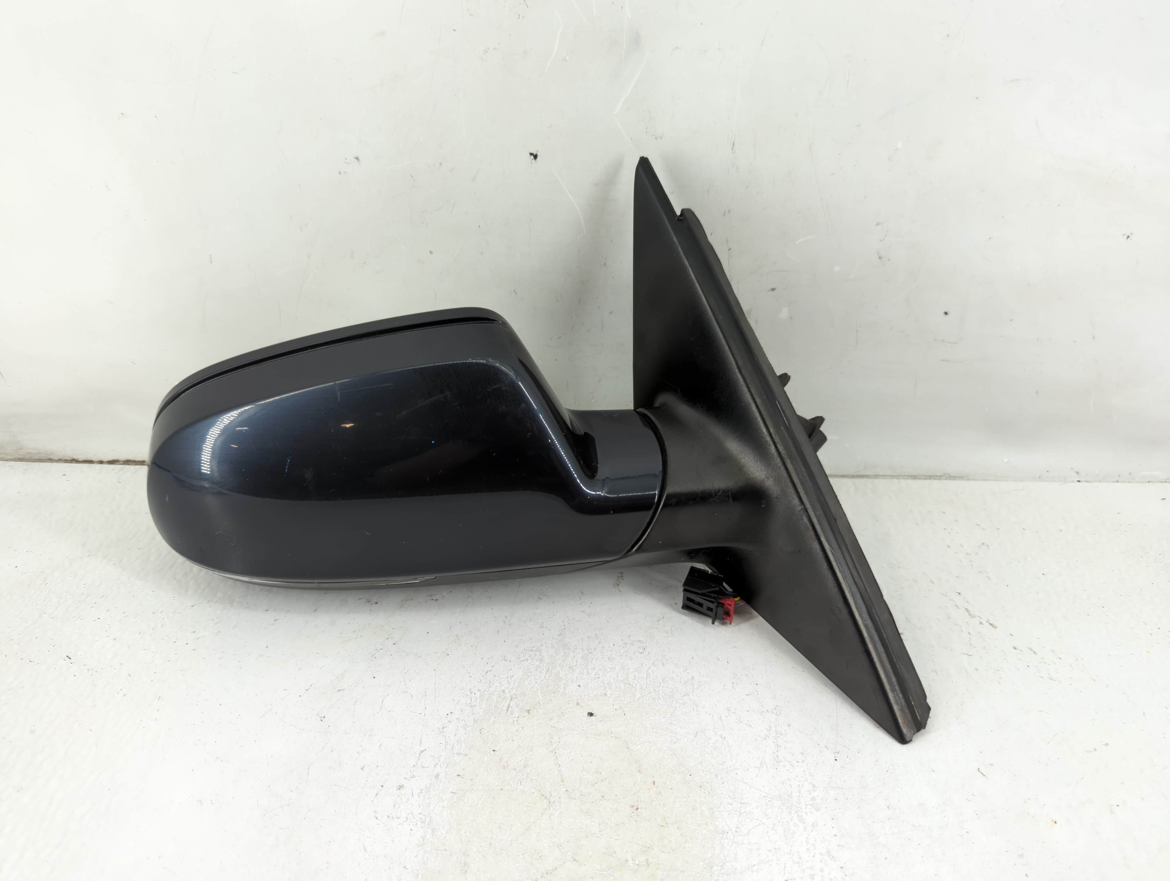 2010-2016 Audi A4 Passenger Right Side View Power Door Mirror Blue 1112880 - Oemusedautoparts1.com