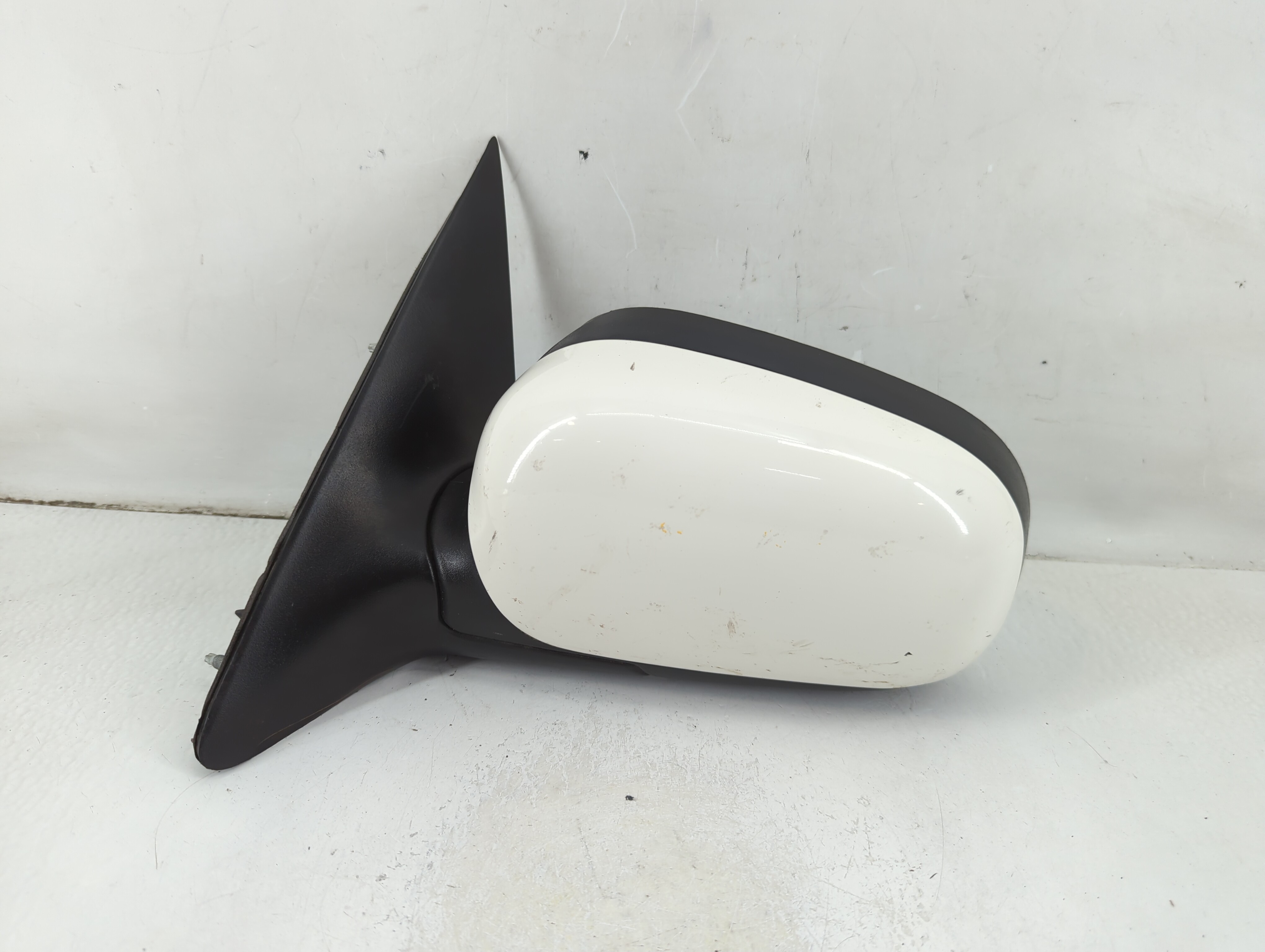 2002-2011 Mercury Grand Marquis Driver Left Side View Power Door Mirror 1112926 - Oemusedautoparts1.com