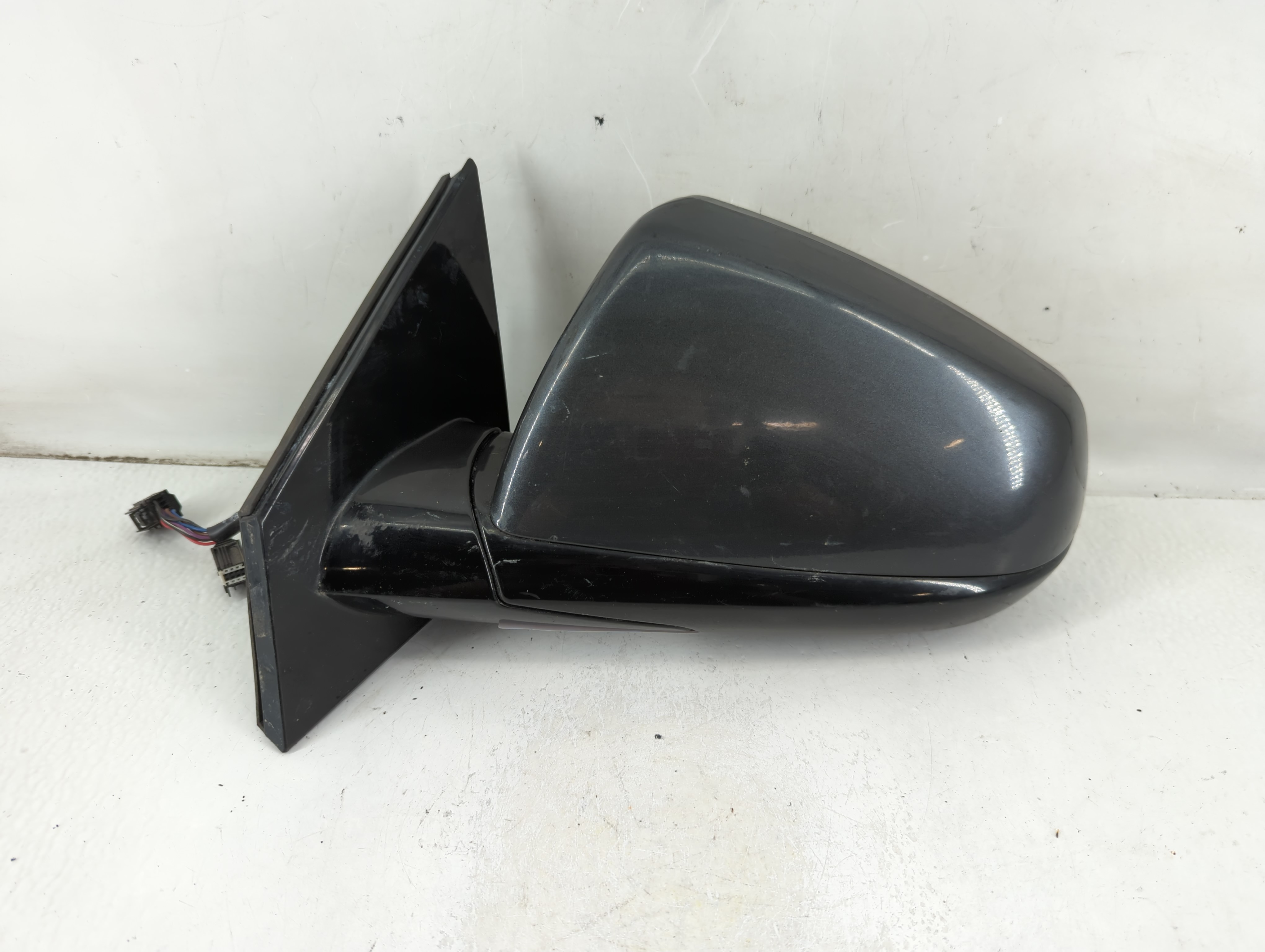2010-2014 Cadillac Srx Driver Left Side View Power Door Mirror Grey 1112974 - Oemusedautoparts1.com