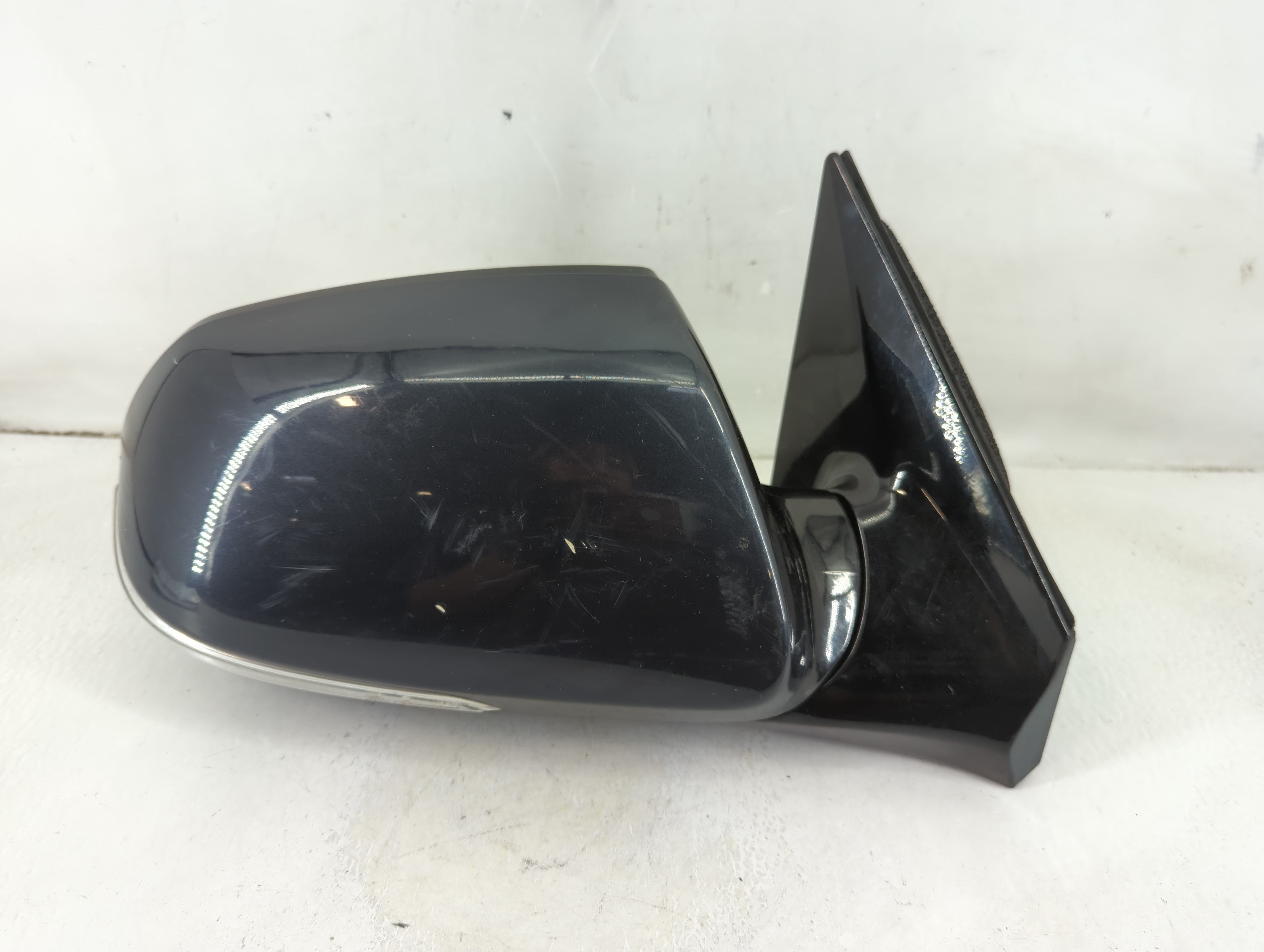 2014-2018 Hyundai Santa Fe Passenger Right Side View Power Door Mirror 1113097 - Oemusedautoparts1.com