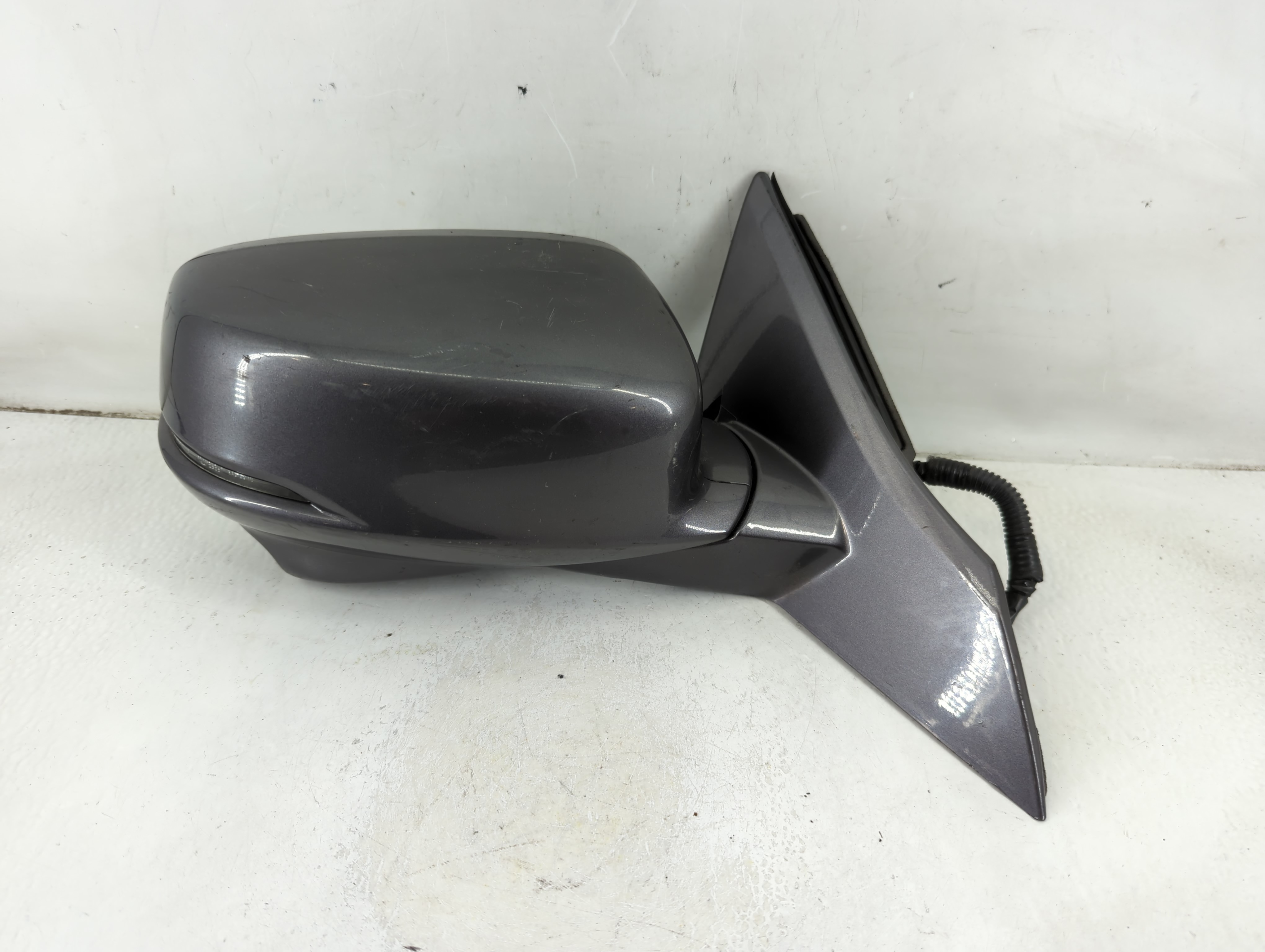 2013-2016 Honda Accord Driver Left Side View Power Door Mirror Grey 1113099 - Oemusedautoparts1.com