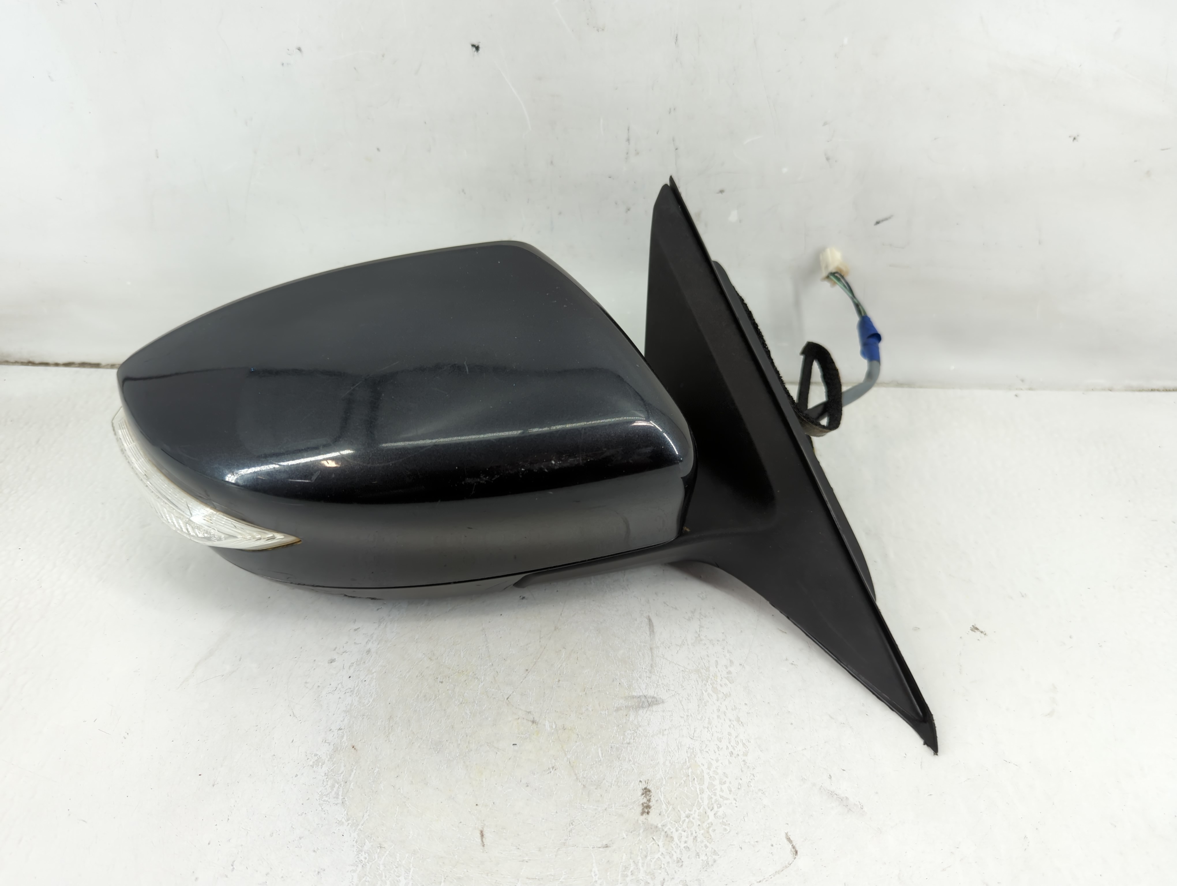 2013-2018 Nissan Altima Passenger Right Side View Power Door Mirror 1113122 - Oemusedautoparts1.com