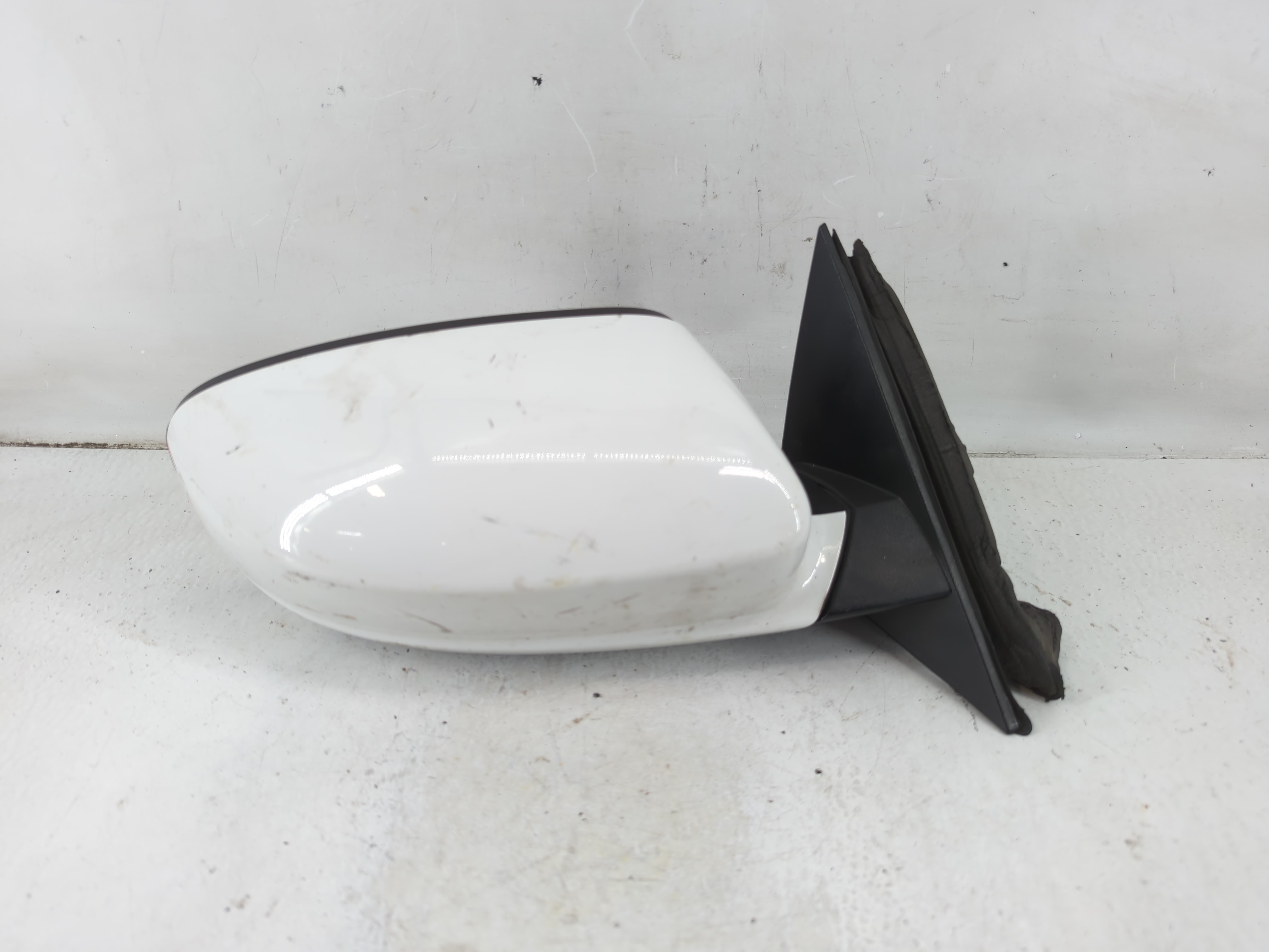 2015-2020 Dodge Charger Passenger Right Side View Power Door Mirror 1113146 - Oemusedautoparts1.com
