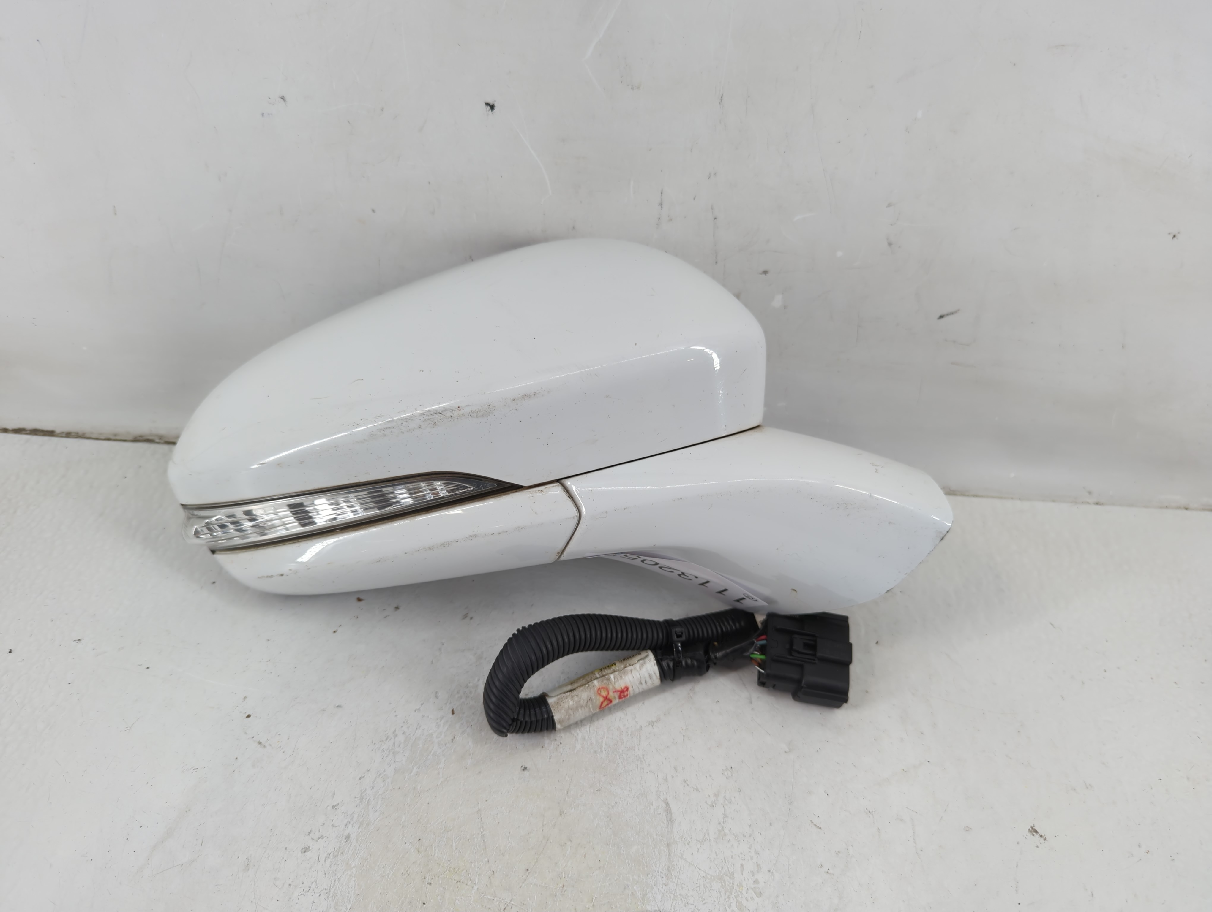 Picture of 2015-2017 Ford Fusion Passenger Right Side View Power Door Mirror White 1113205