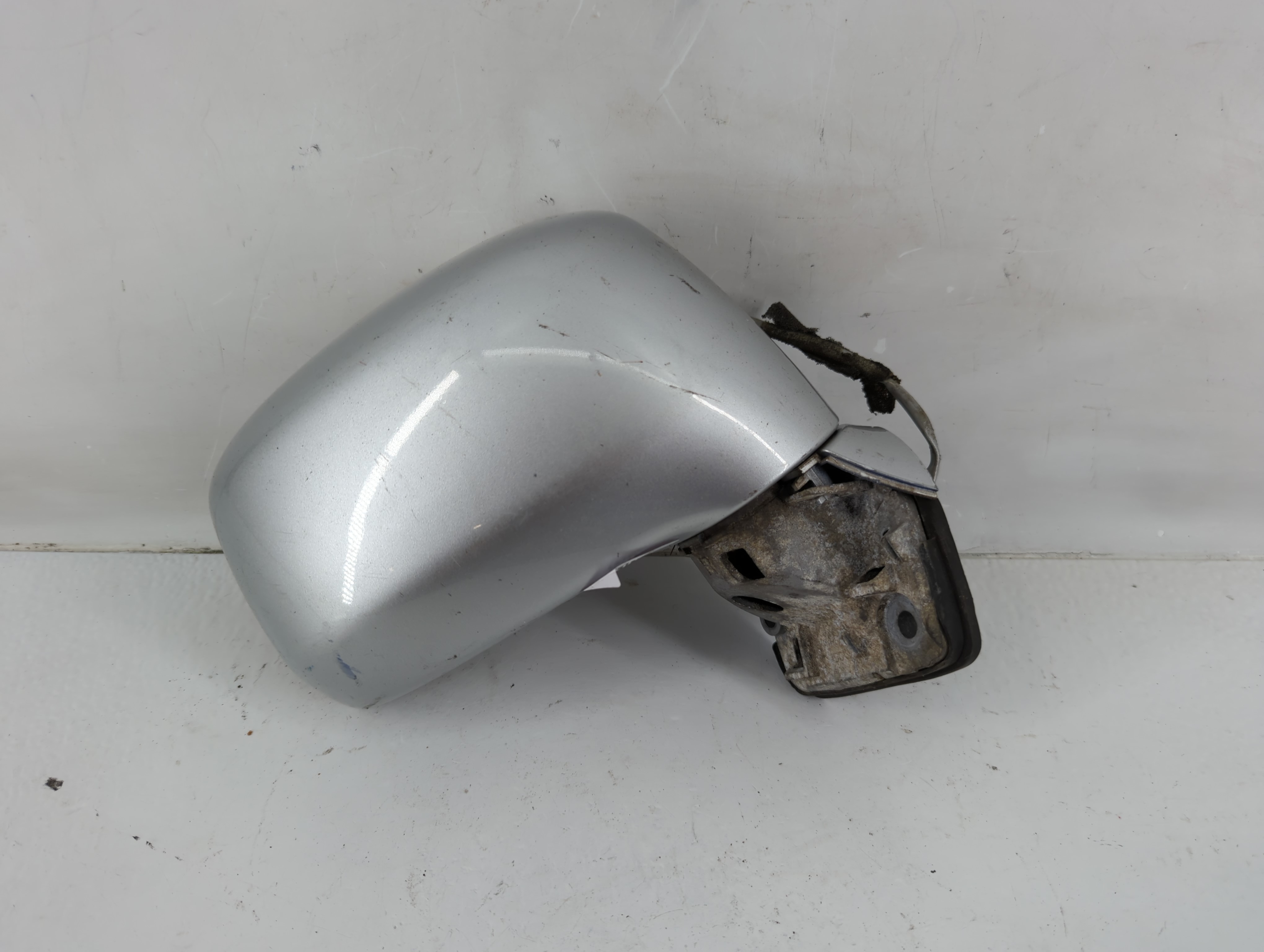 2008-2012 Nissan Versa Passenger Right Side View Power Door Mirror 1113245 - Oemusedautoparts1.com