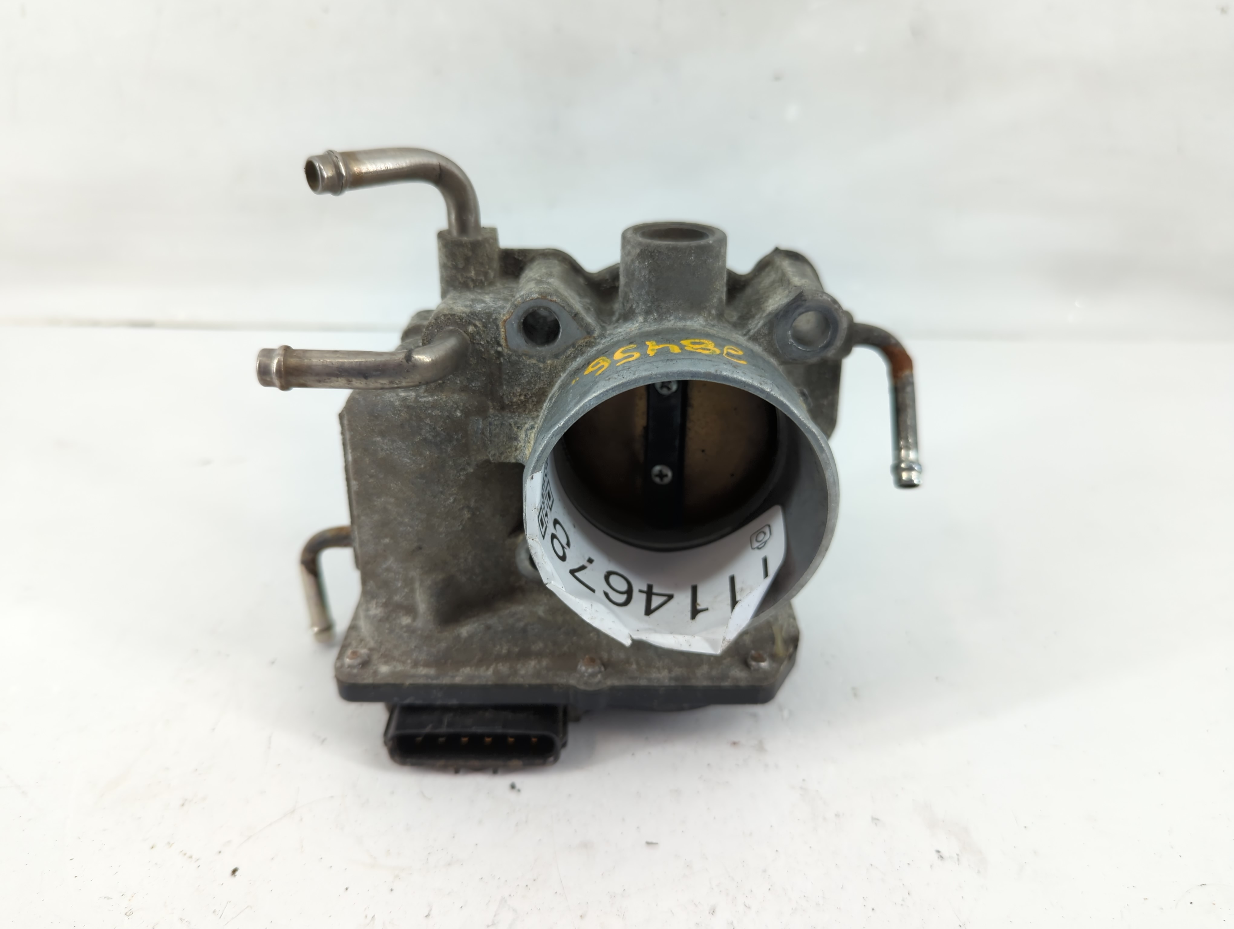 2007-2011 Toyota Camry Throttle Body 1114678 - Oemusedautoparts1.com