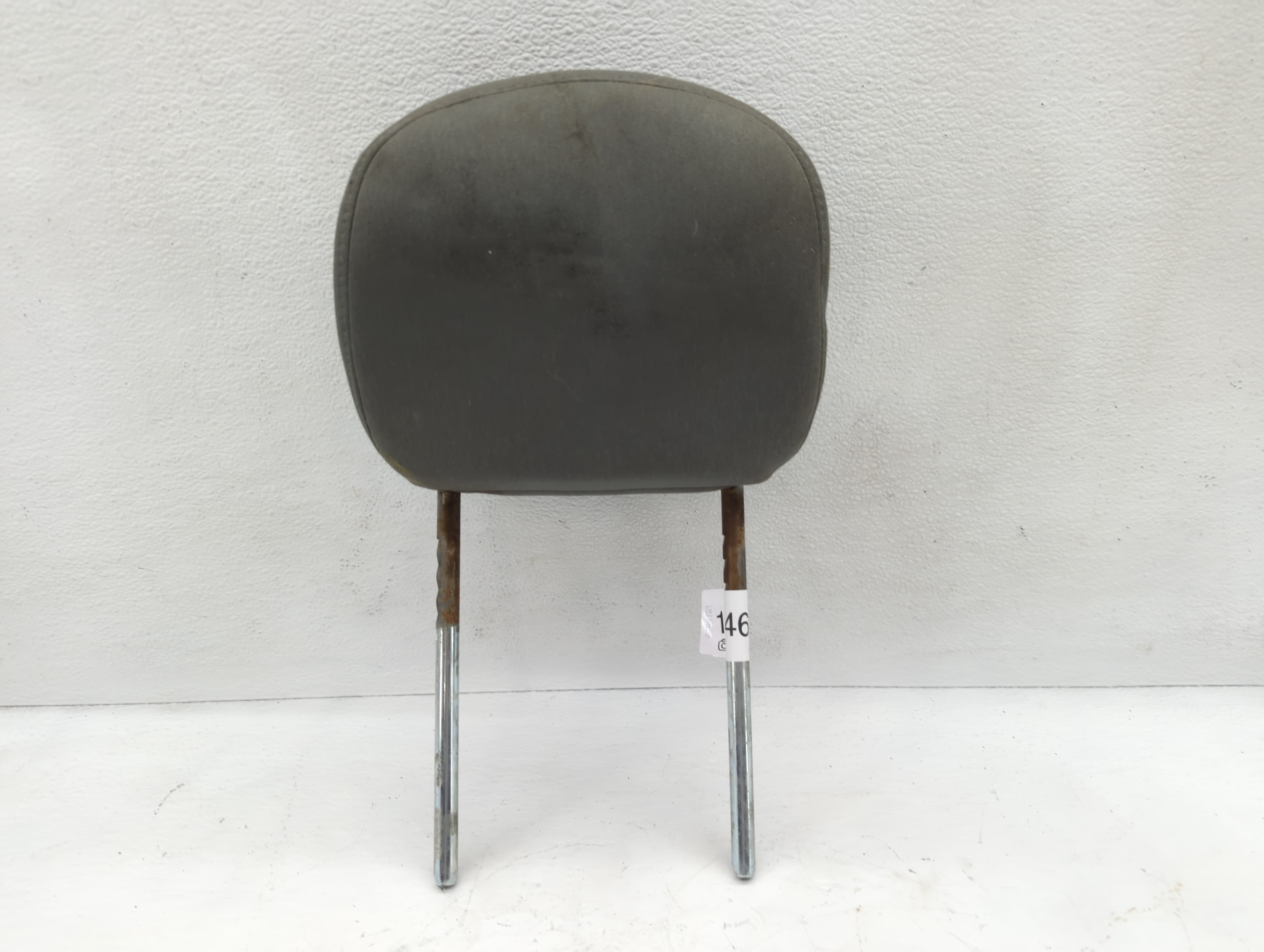 2009 Volkswagen Routan Headrest Head Rest Front Driver Passenger Seat 1114682 - Oemusedautoparts1.com