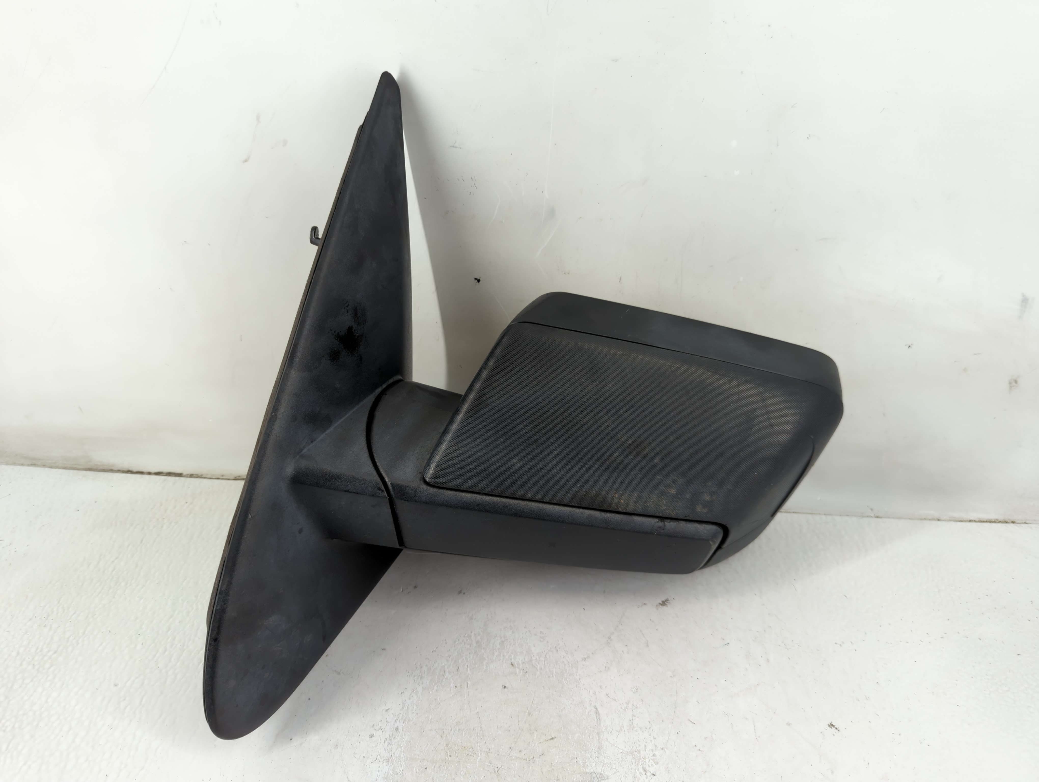 Picture of 2017-2017 Ford Expedition Driver Left Side View Power Door Mirror Black 1114719