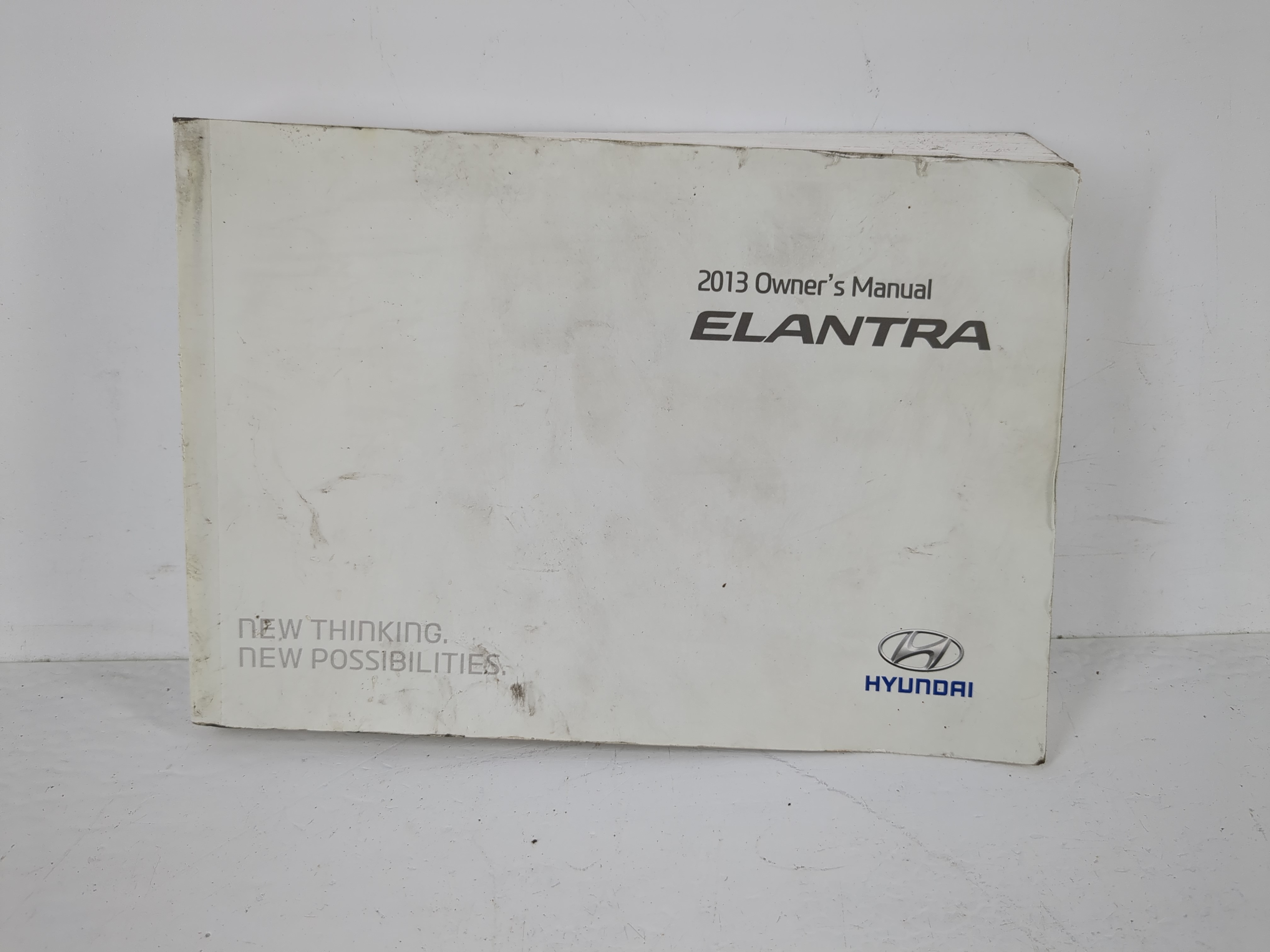 Picture of 2013 Hyundai Elantra Owners Manual Book Guide 1114724