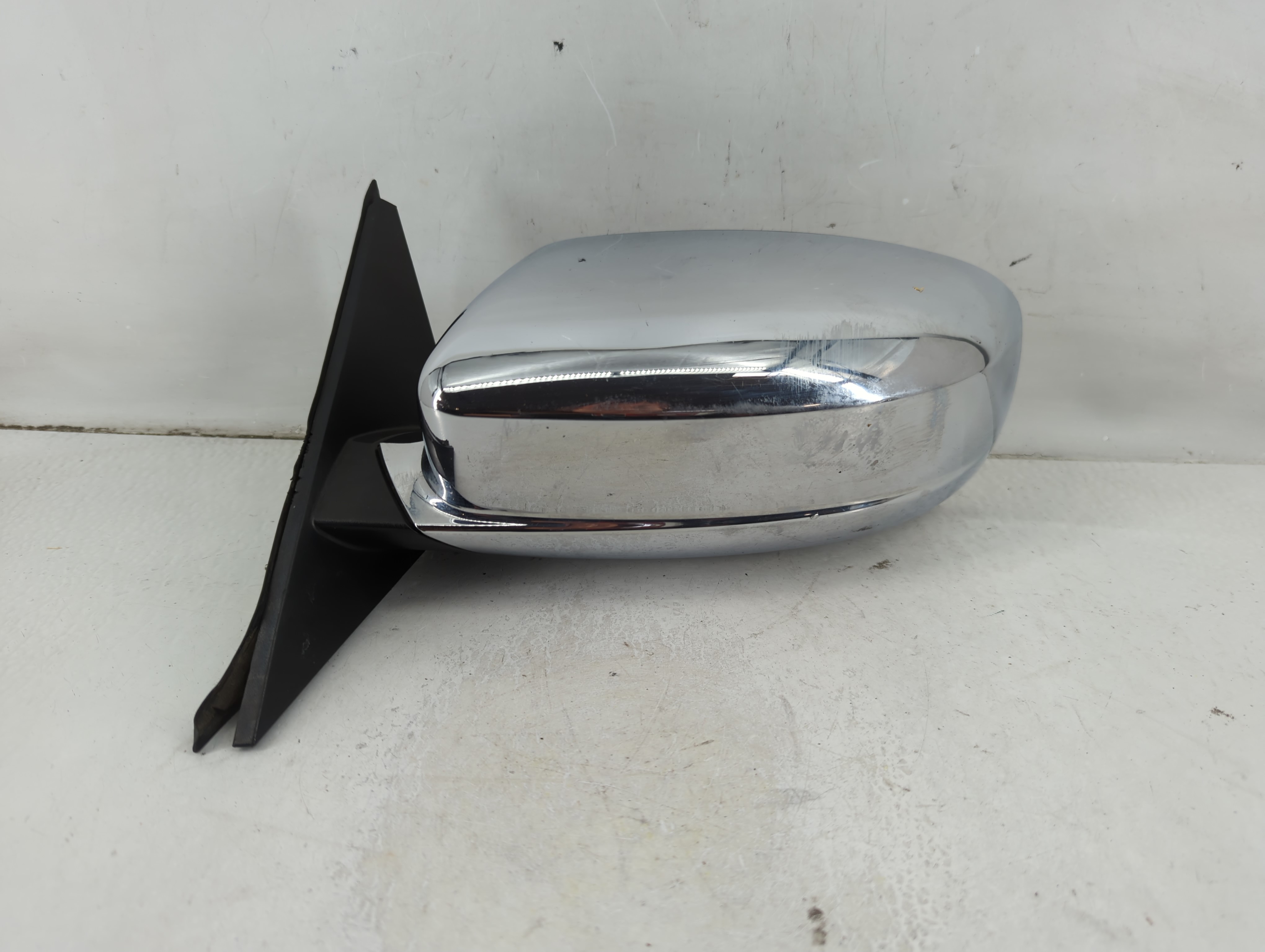 Picture of 2012-2014 Chrysler 300 Driver Left Side View Power Door Mirror Chrome 1114746