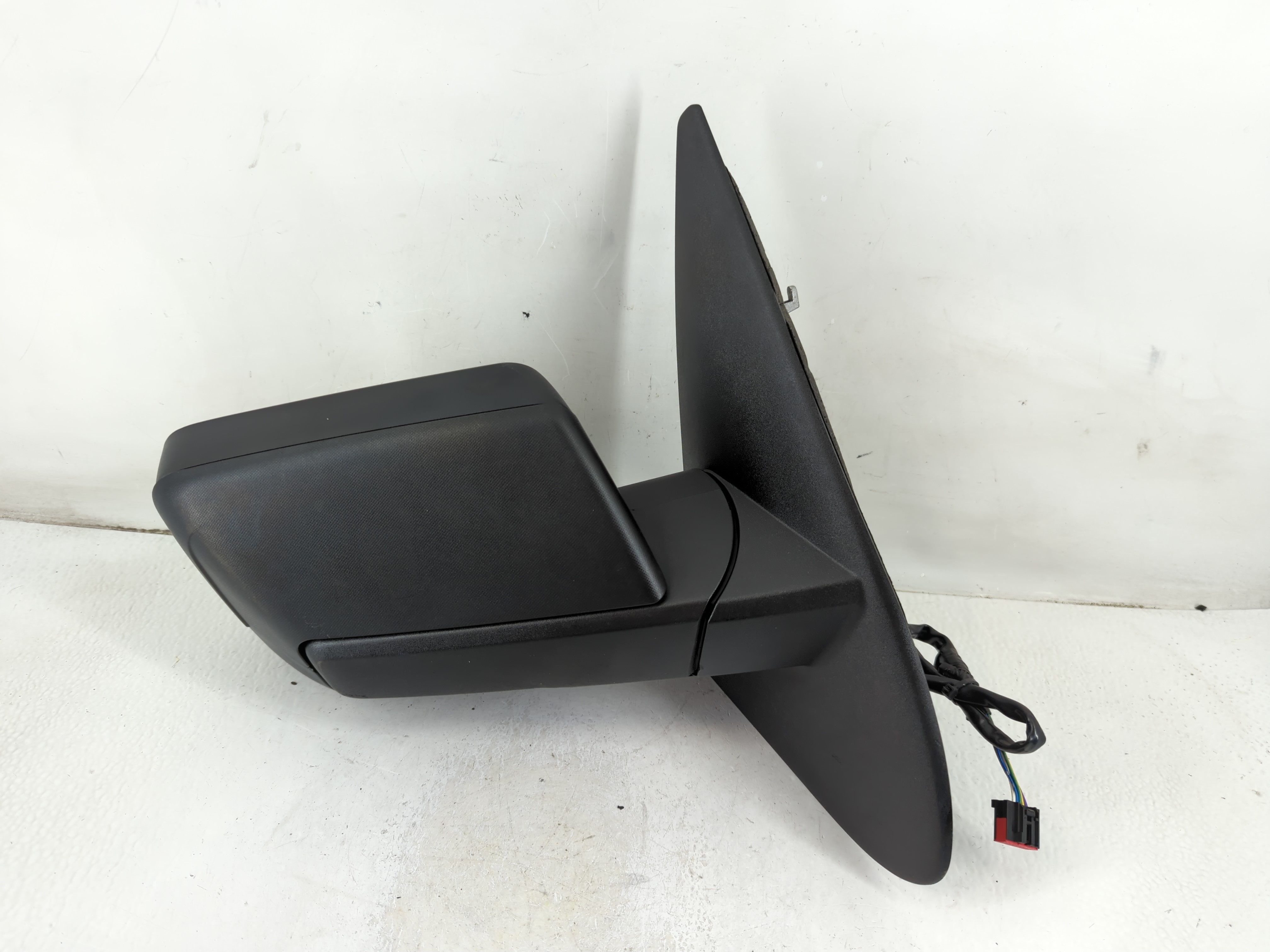 Picture of 2008 Ford Expedition Passenger Right Side View Power Door Mirror Black 1114766