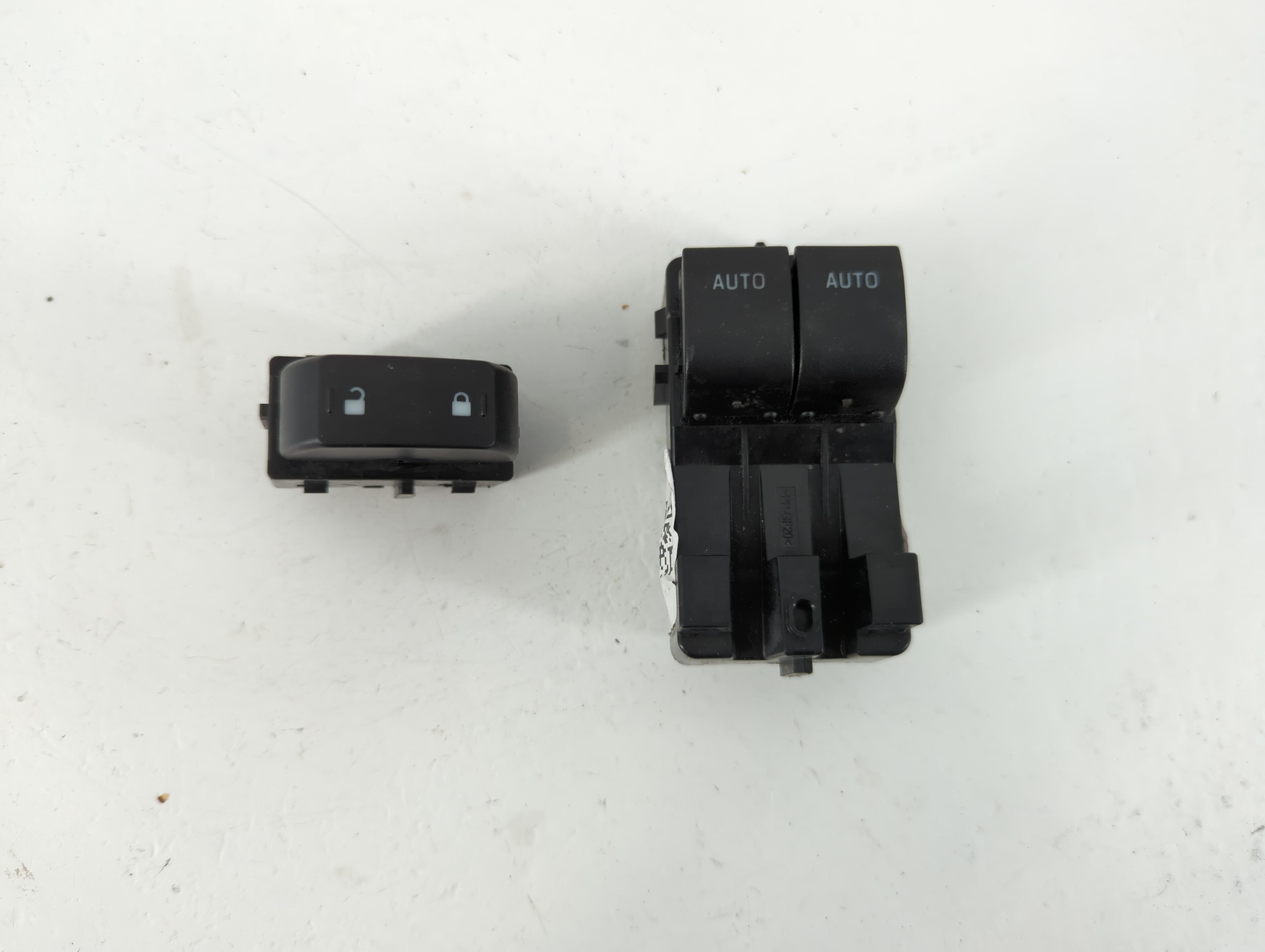 Picture of 2013 Ford F-250 Super Duty Driver Left Door Master Power Window Switch 1114784