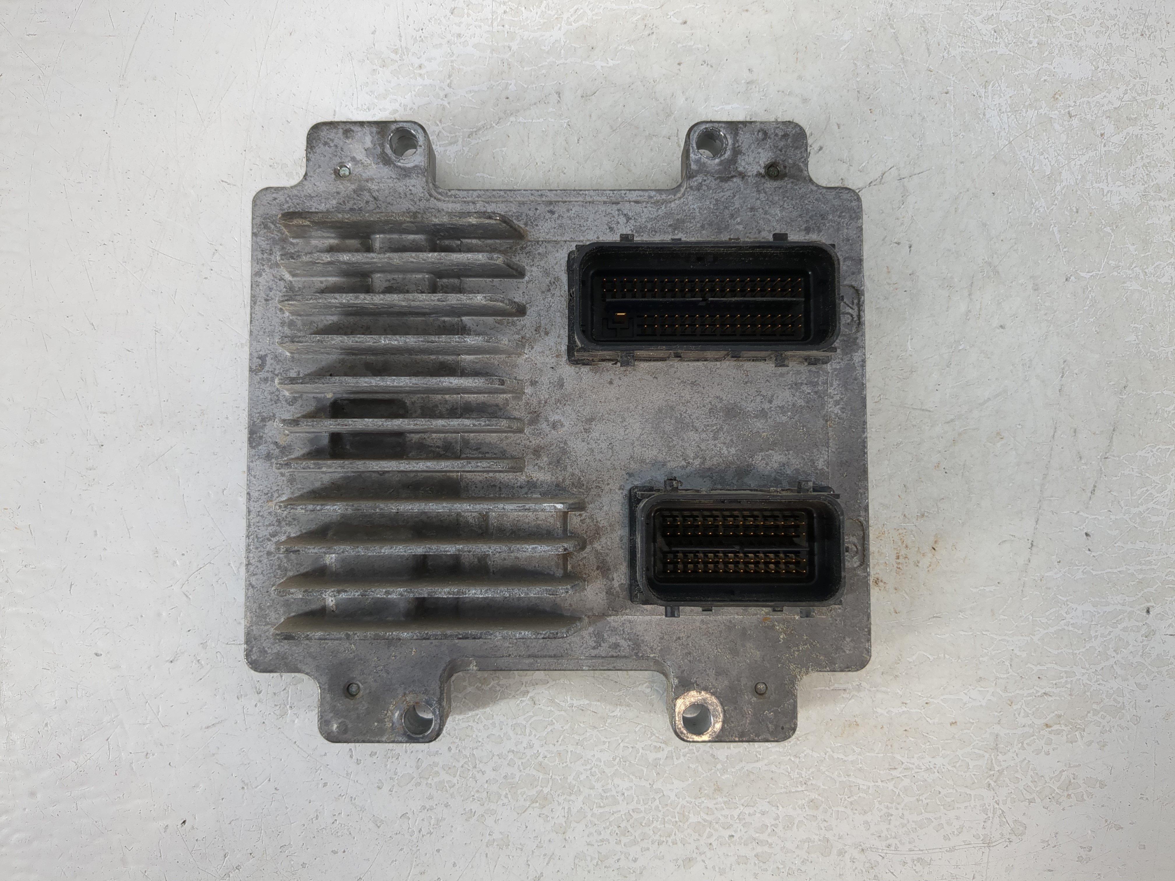 2011-2012 Chevrolet Cruze Engine Control Computer Ecu Pcm Ecm Pcu Oem 1114835 - Oemusedautoparts1.com