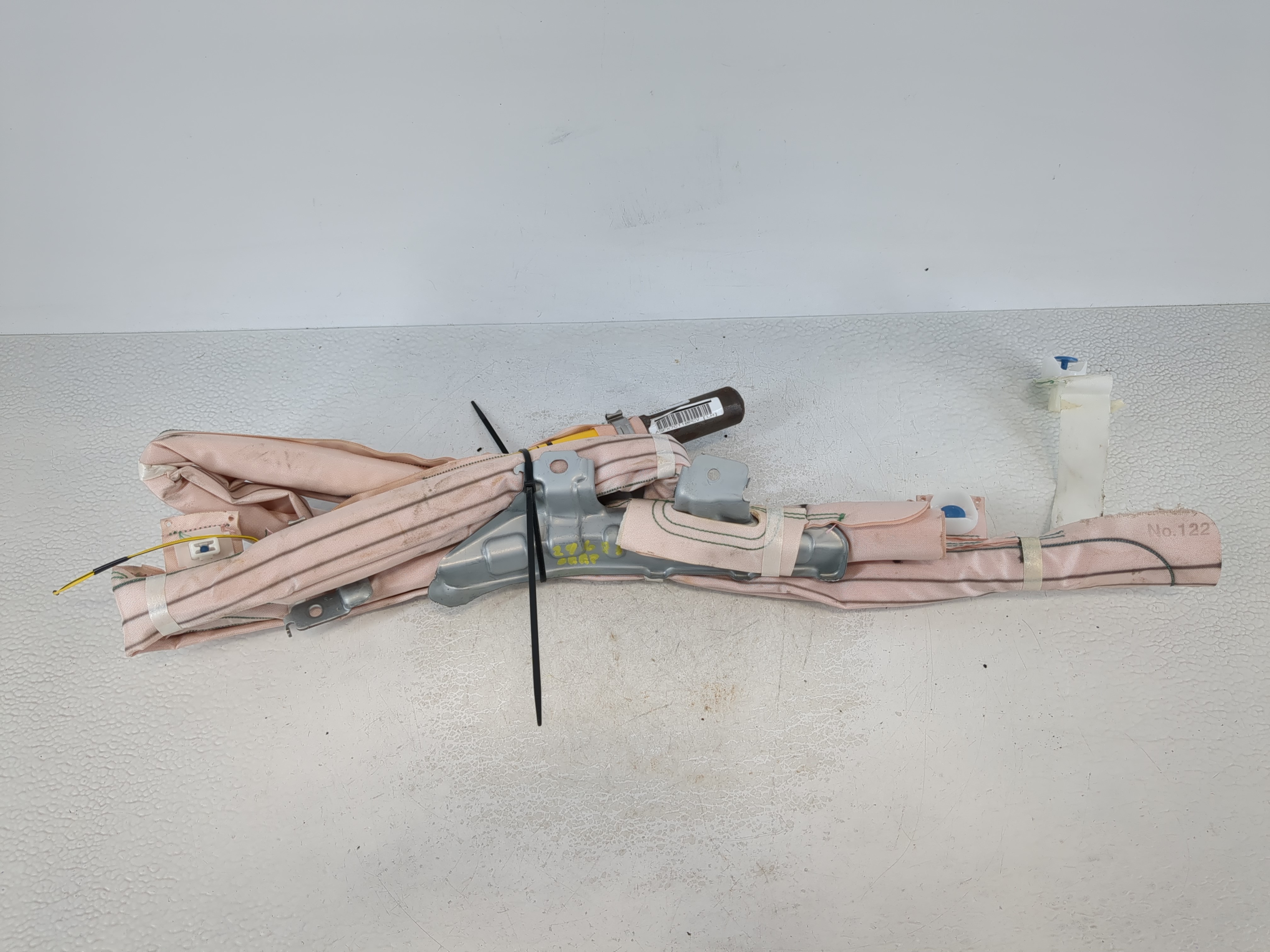 Picture of 2010-2014 Toyota Prius Passenger Curtain Air Bag Oem 1114836