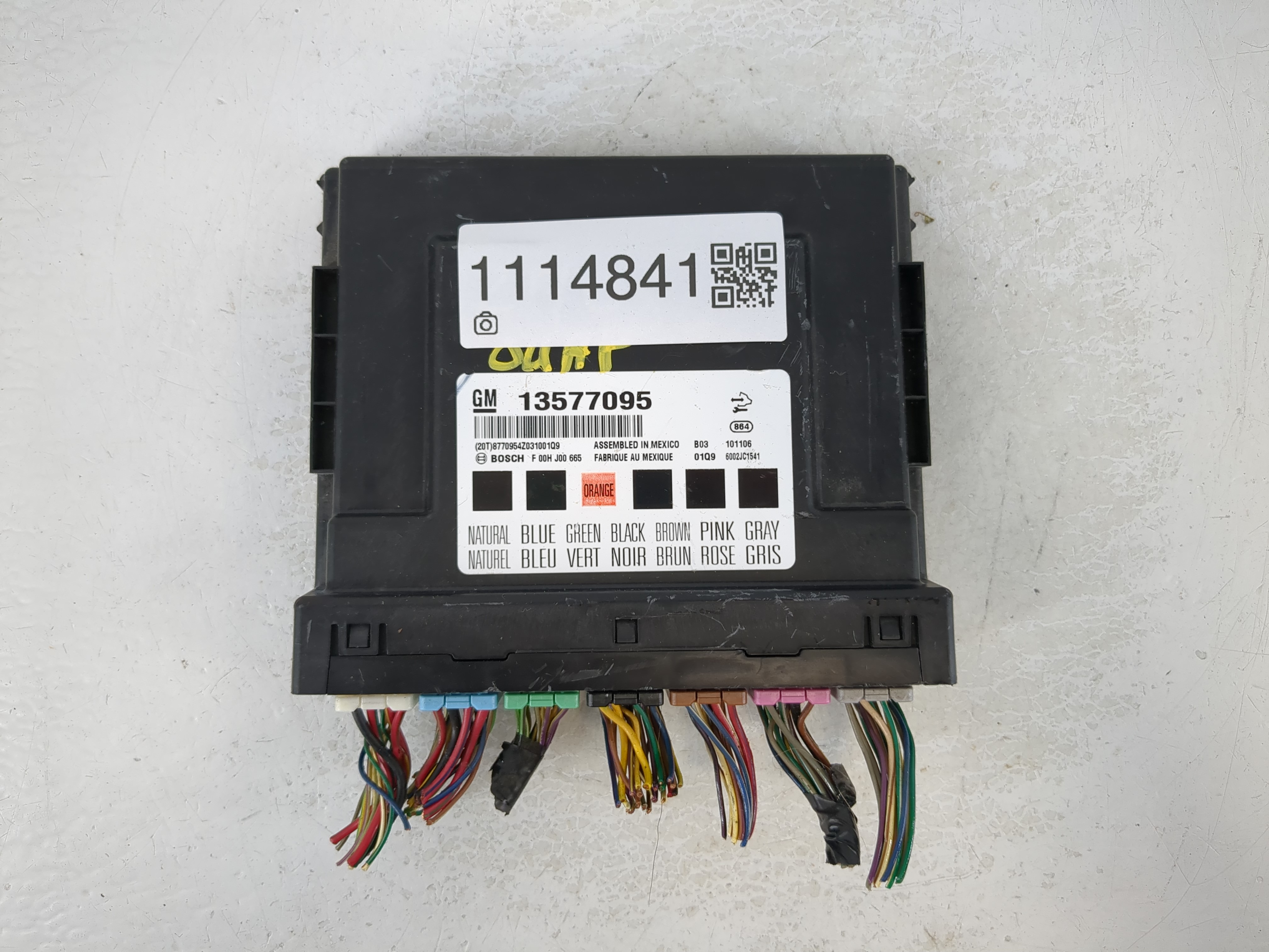 Picture of 2011-2012 Chevrolet Cruze Body Control Module Bcm Inner Cabin Fuse Box 1114841