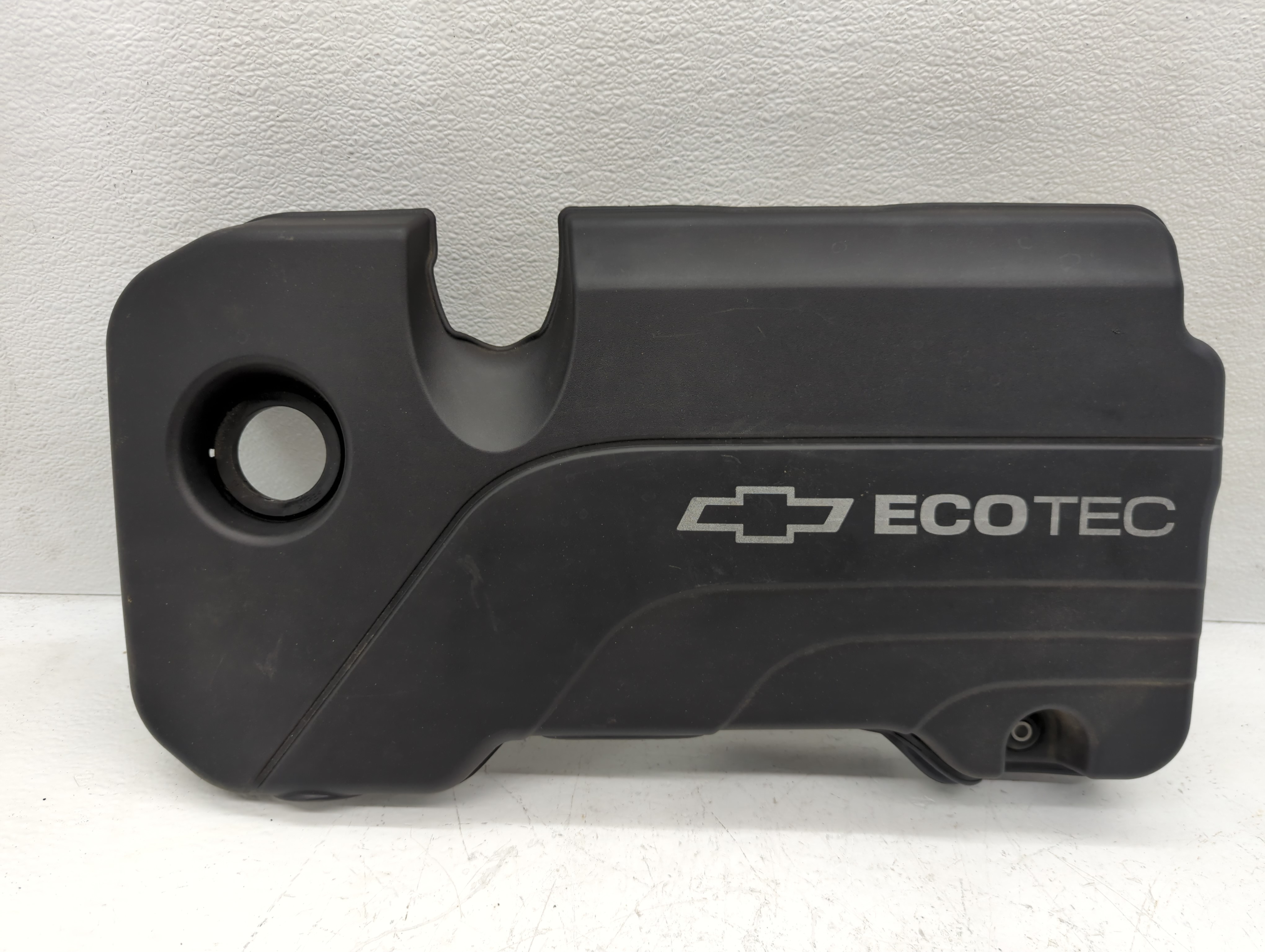 2018 Chevrolet Cruze Engine Cover 1114890 - Oemusedautoparts1.com
