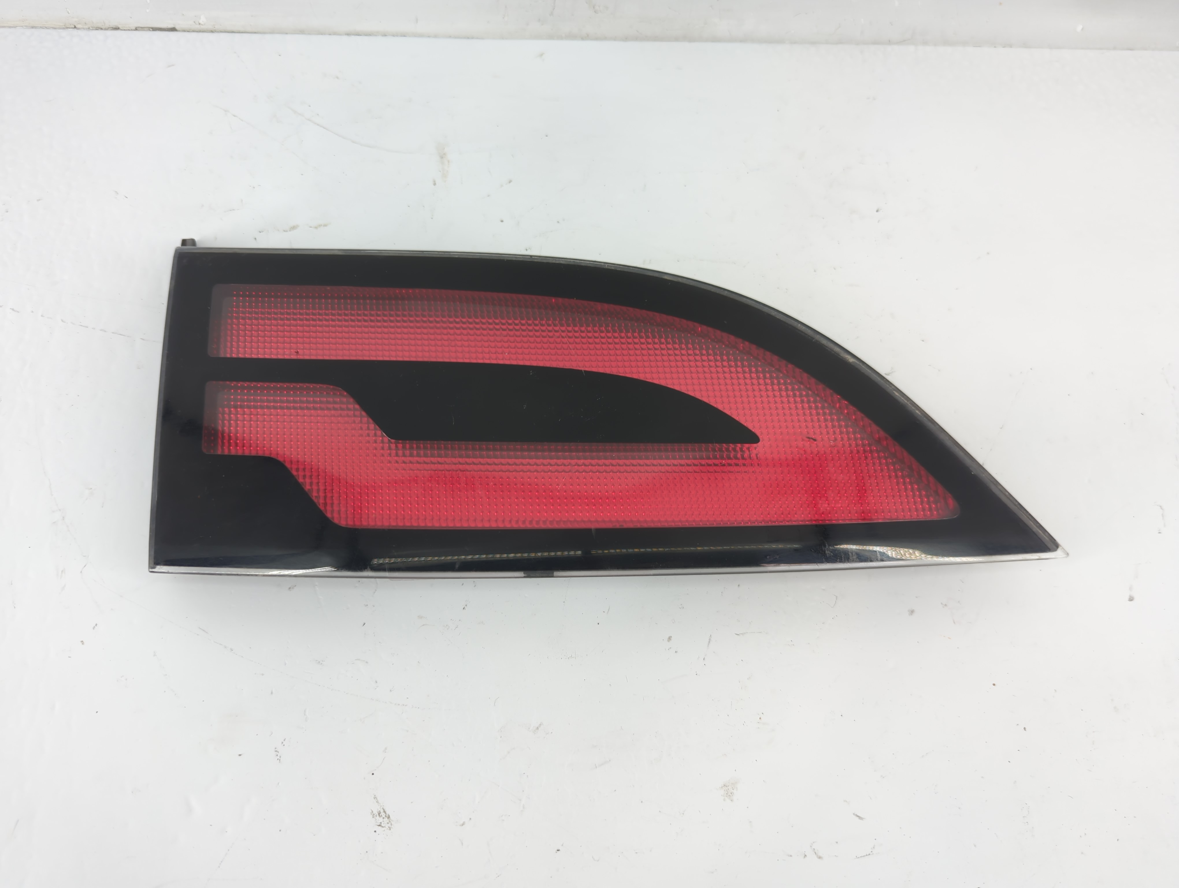 2011-2015 Chevrolet Volt Driver Left Side Tail Light Taillight Oem 1114892 - Oemusedautoparts1.com