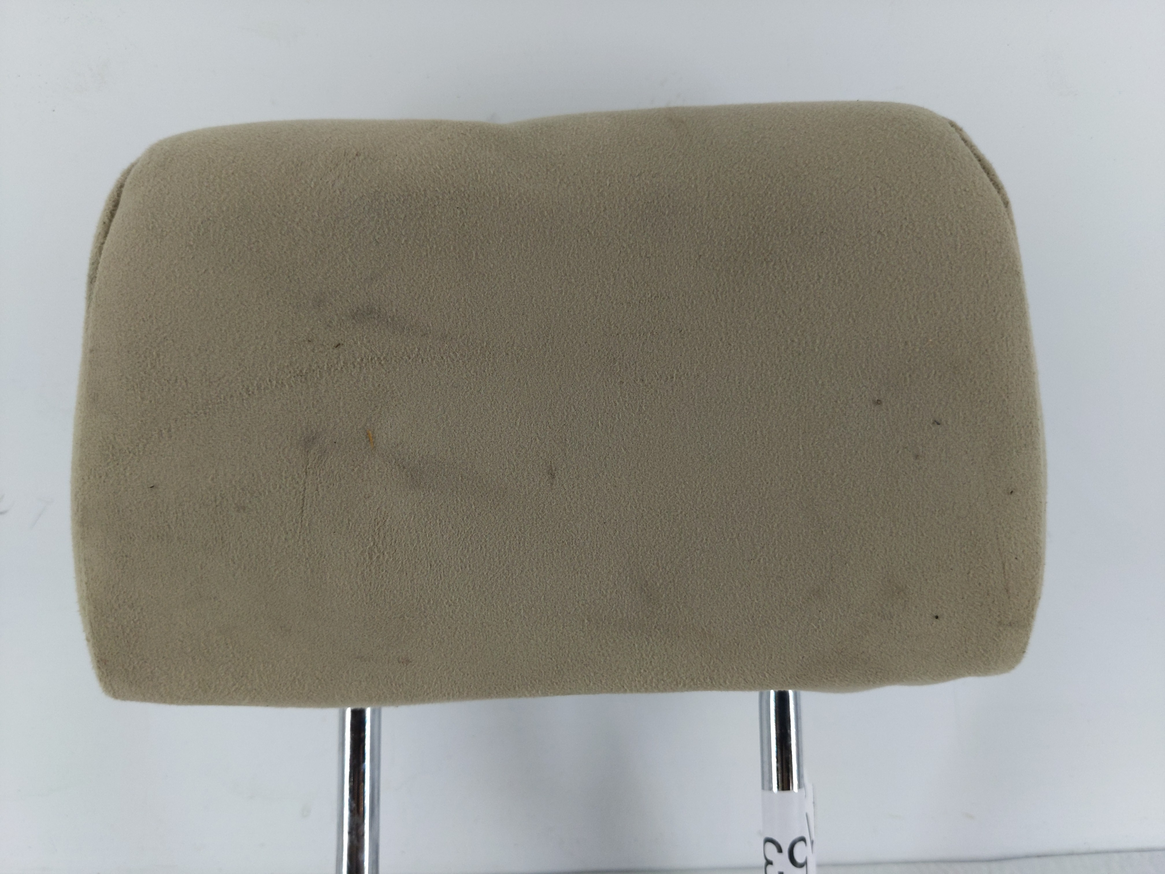 2006-2007 Mazda 6 Headrest Head Rest Rear Center Seat Tan 1115355 - Oemusedautoparts1.com