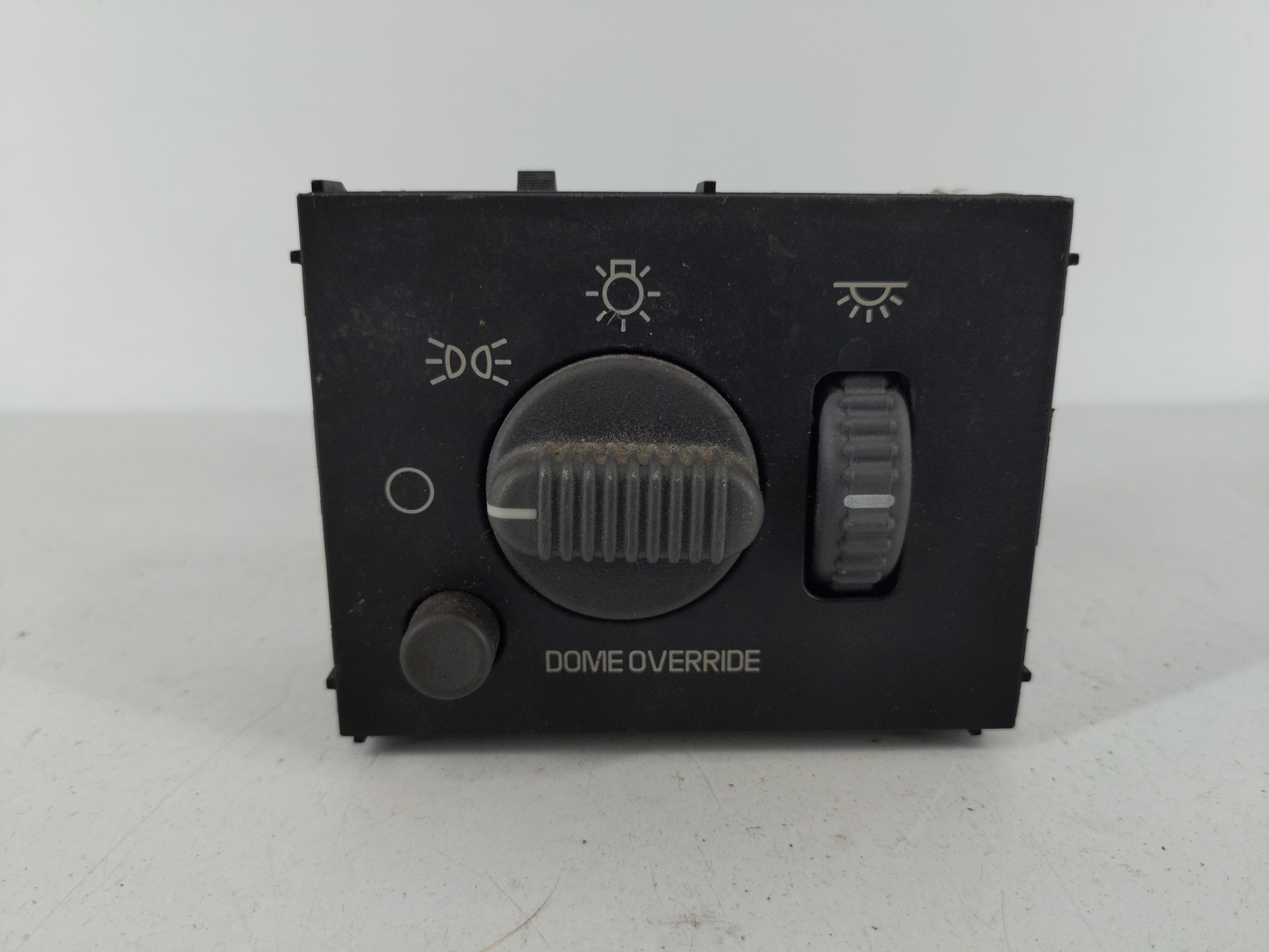 Picture of 2005 Kia Sedona Headlight Head Light Switch Lamp Control 15755595 1116022