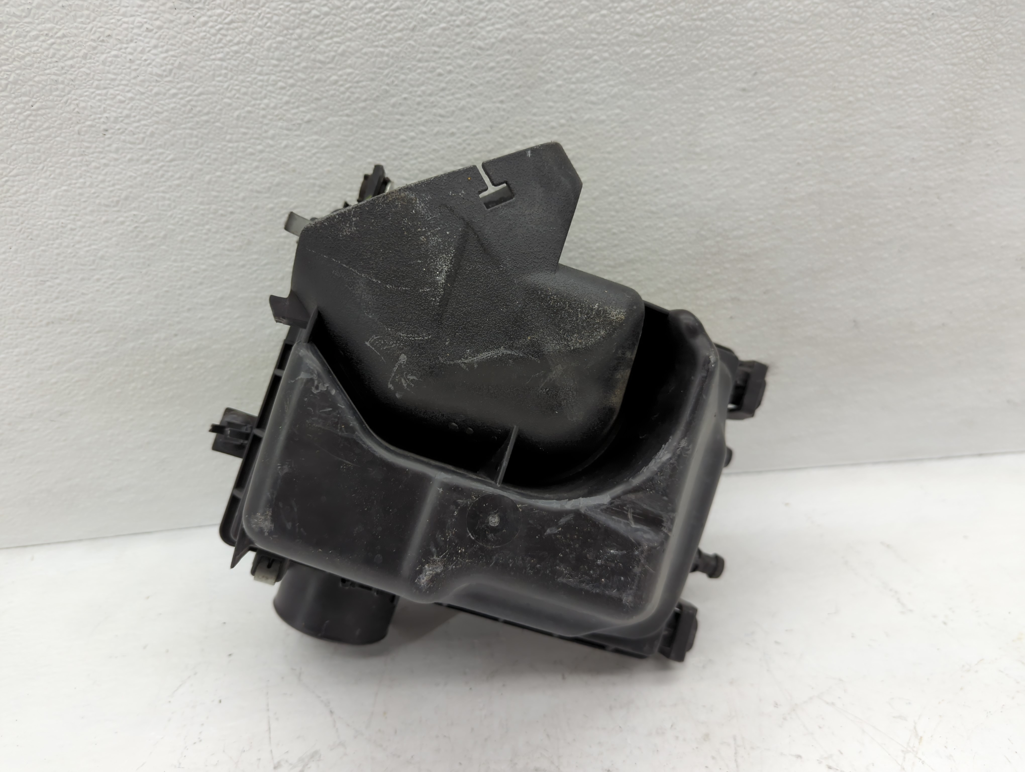Picture of 2015 Nissan Sentra Air Cleaner Intake-duct Hose Tube Black 1116234