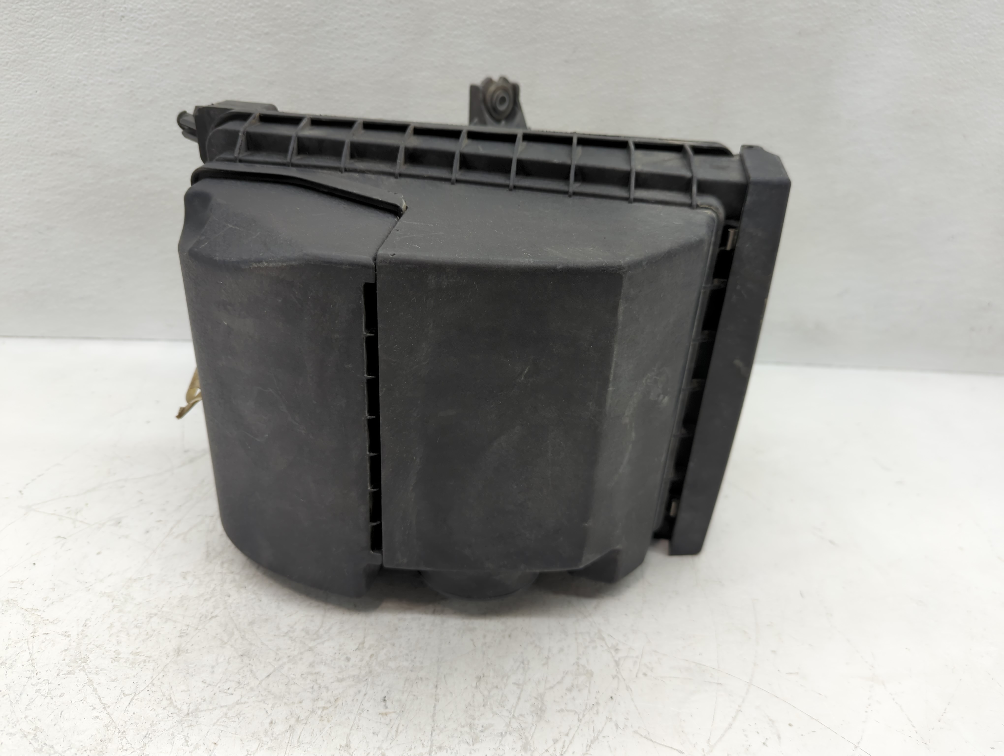 Picture of 2016-2018 Kia Sorento Air Cleaner Intake-duct Hose Tube 1116252