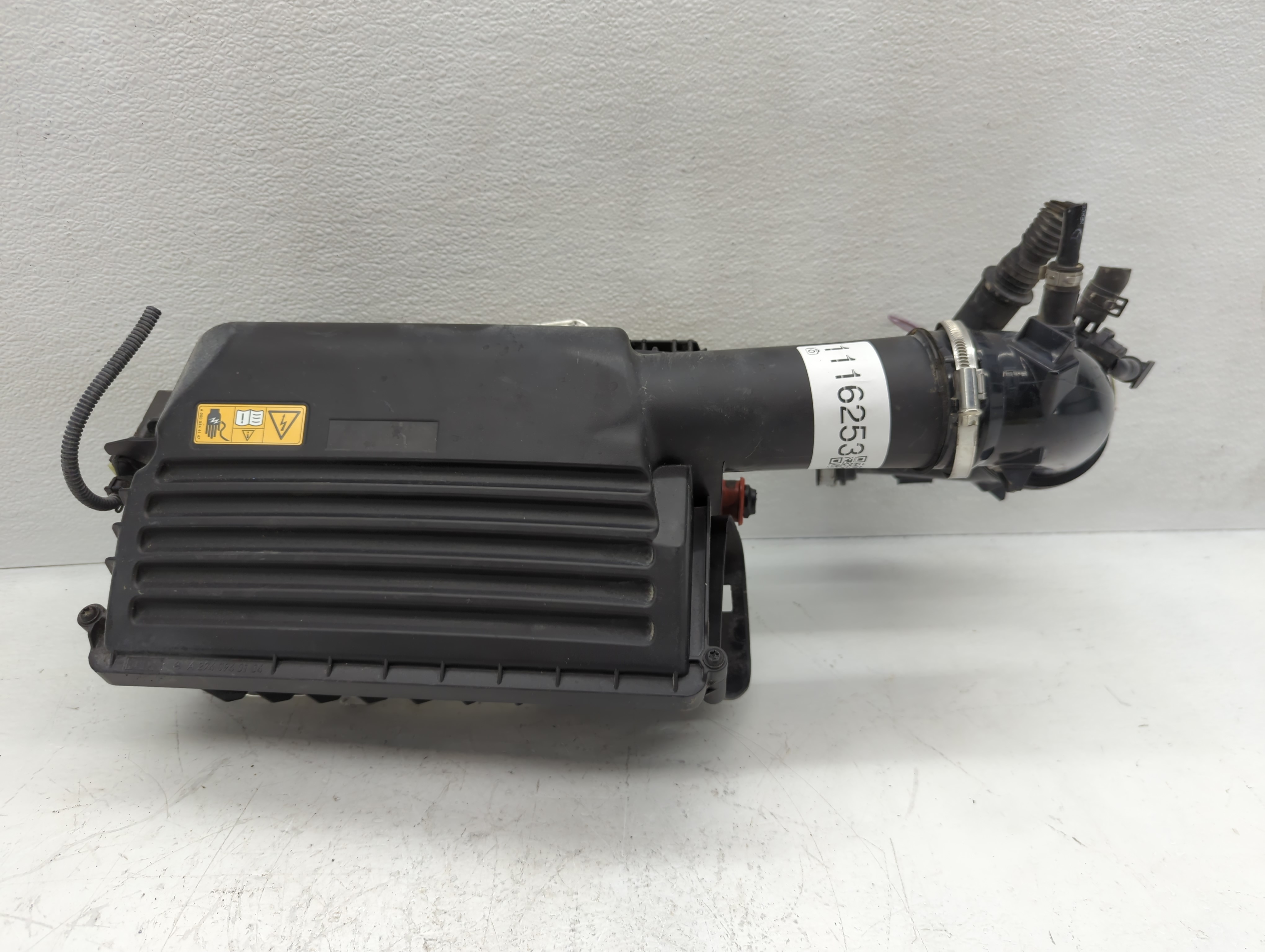 2015-2019 Mercedes-benz C300 Air Cleaner Intake-duct Hose Tube 1116253 - Oemusedautoparts1.com