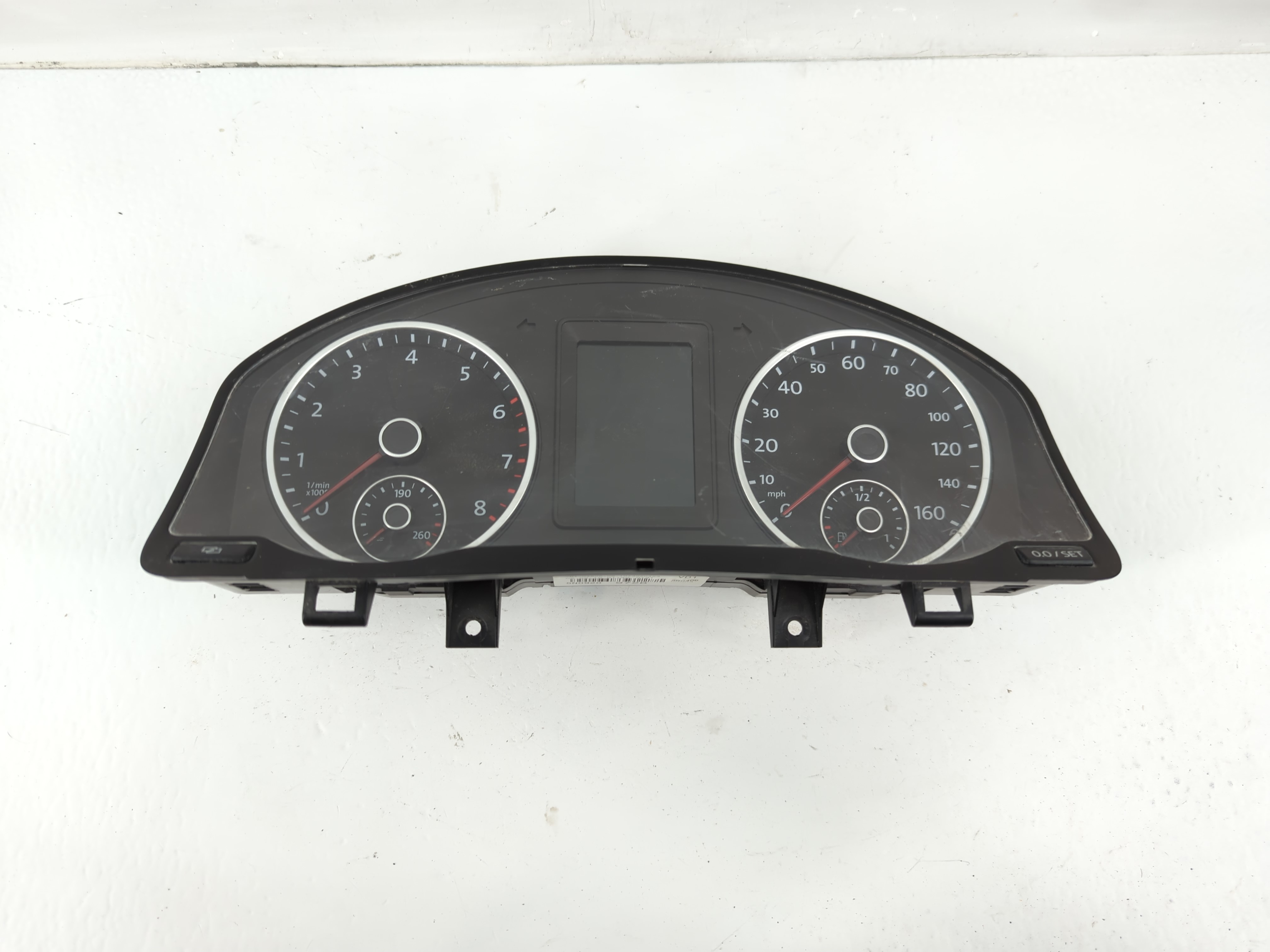 2011-2011 Volkswagen Tiguan Speedometer Instrument Cluster Gauges 1116321 - Oemusedautoparts1.com